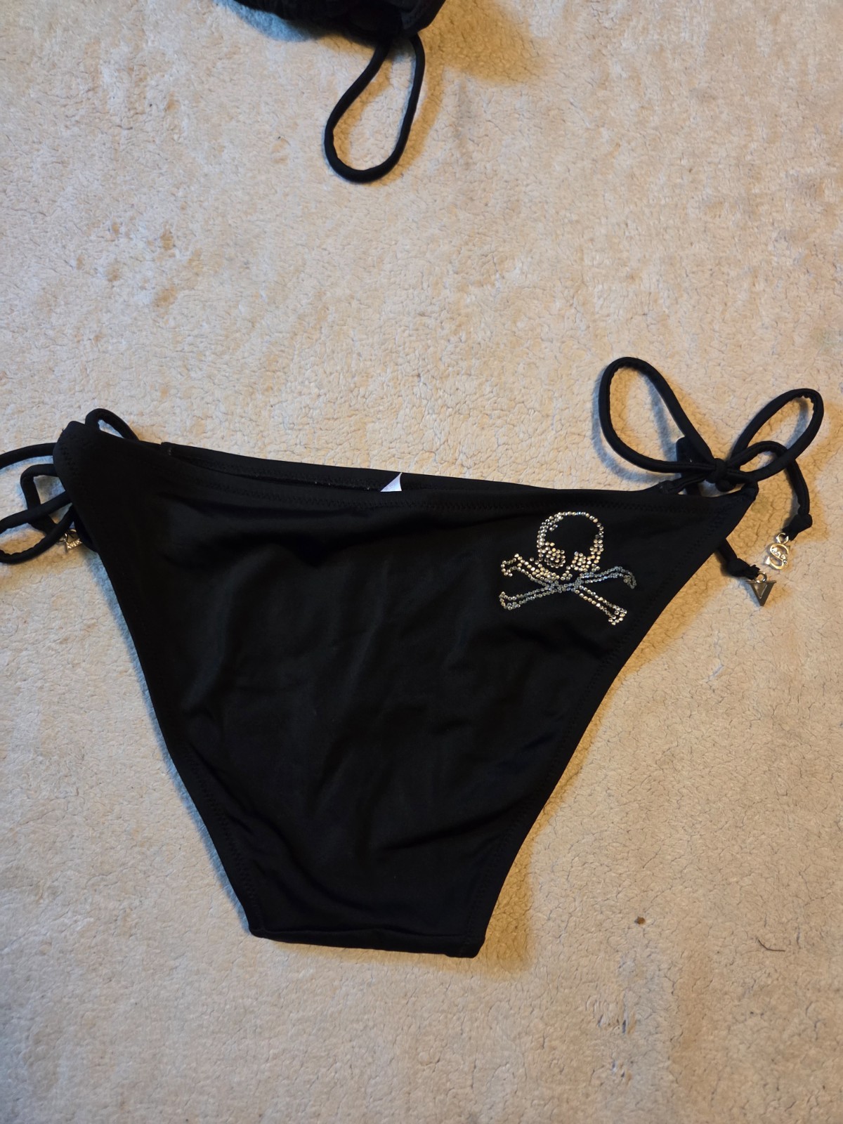Vintage Y2K Victoria’s Secret Rhinestone Jewel Skull Rare Bikini Set Size small