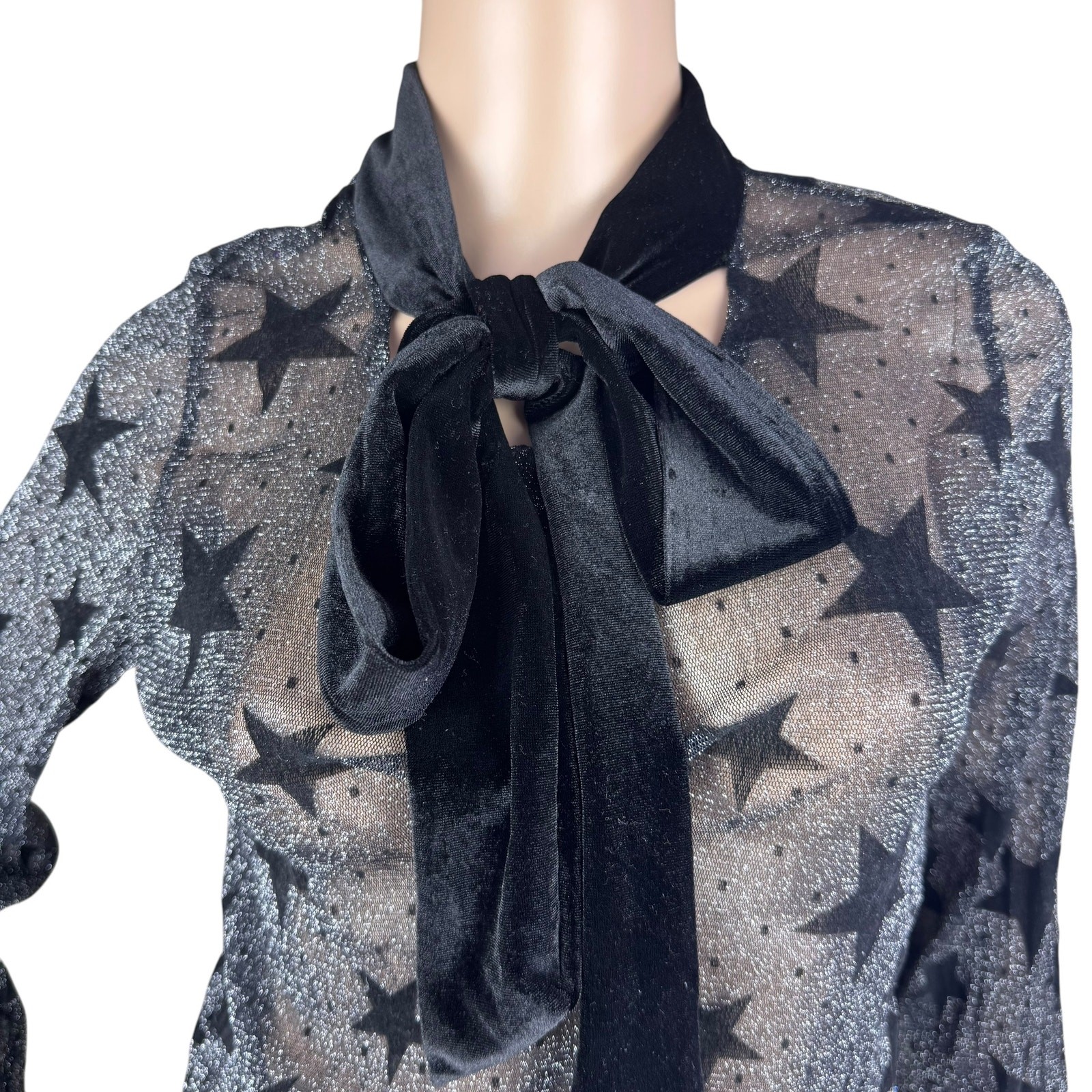 New Haoduoyi Black Stars Tie Front Shimmery Silver Long Sleeves Blouse Size S