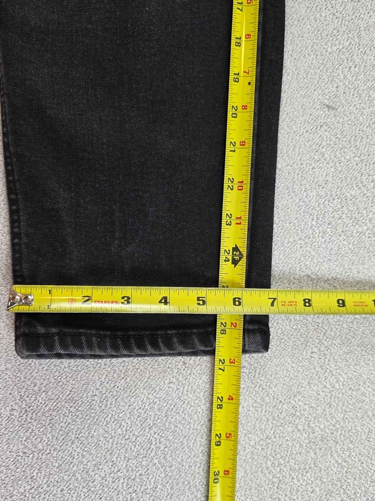 Old Navy Slouchy Straight Black Denim Overalls with Front Pocket Wmn’s 16