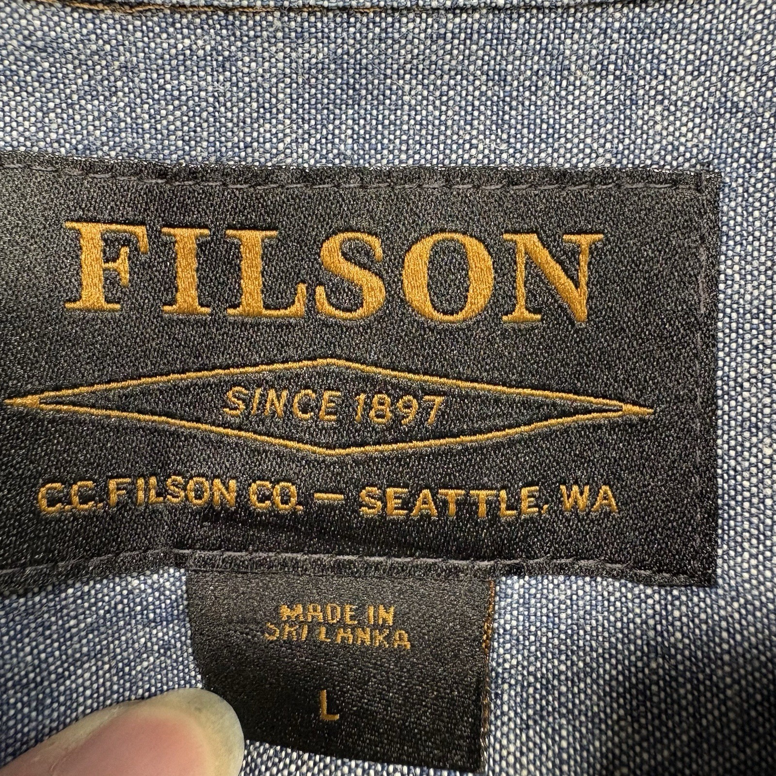Filson Chambray CPO Shirt Denim Button Up Rinsed Indigo Men’s Size Large