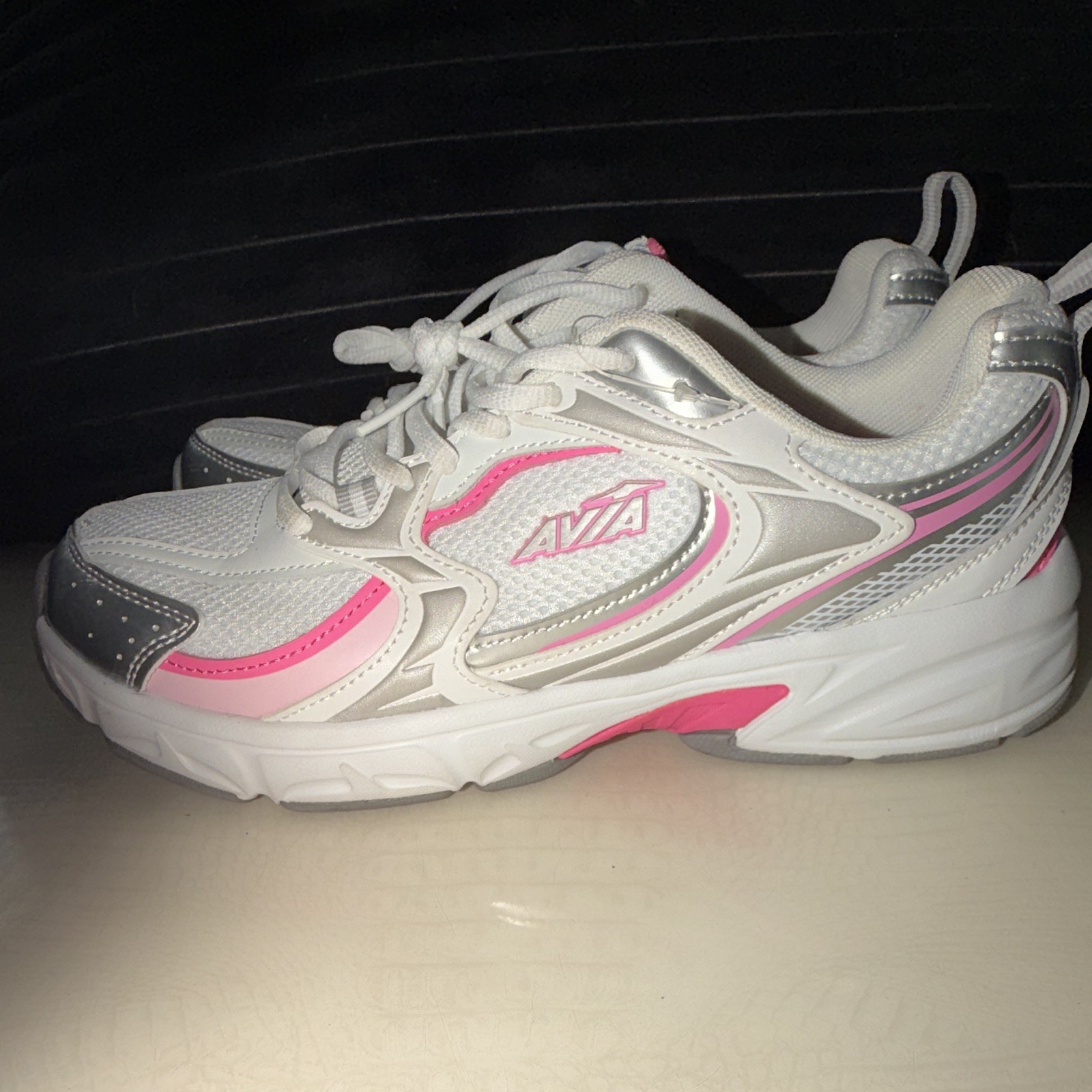 Avia 5000 WMAV43GX002EL White Pink Silver Lace Up Mesh Women’s Sneaker