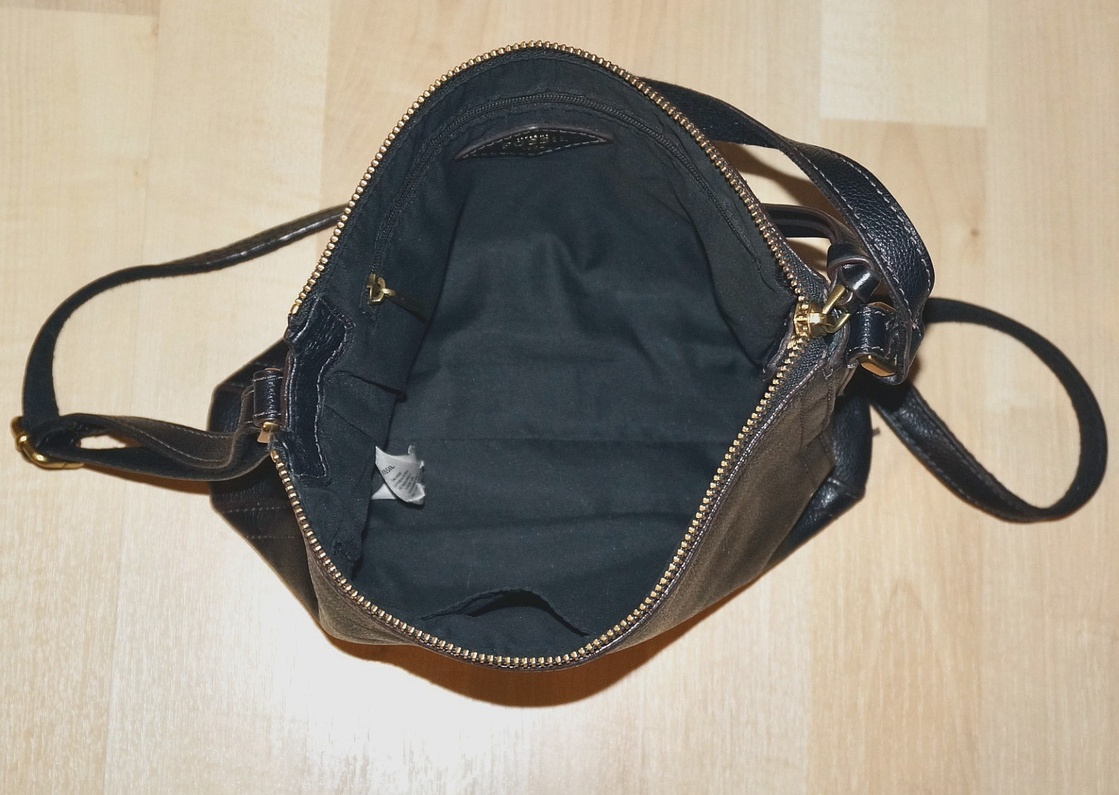 FOSSIL Small Black Leather #SHB2057 Slim Crossbody Shoulder Bag 7×9