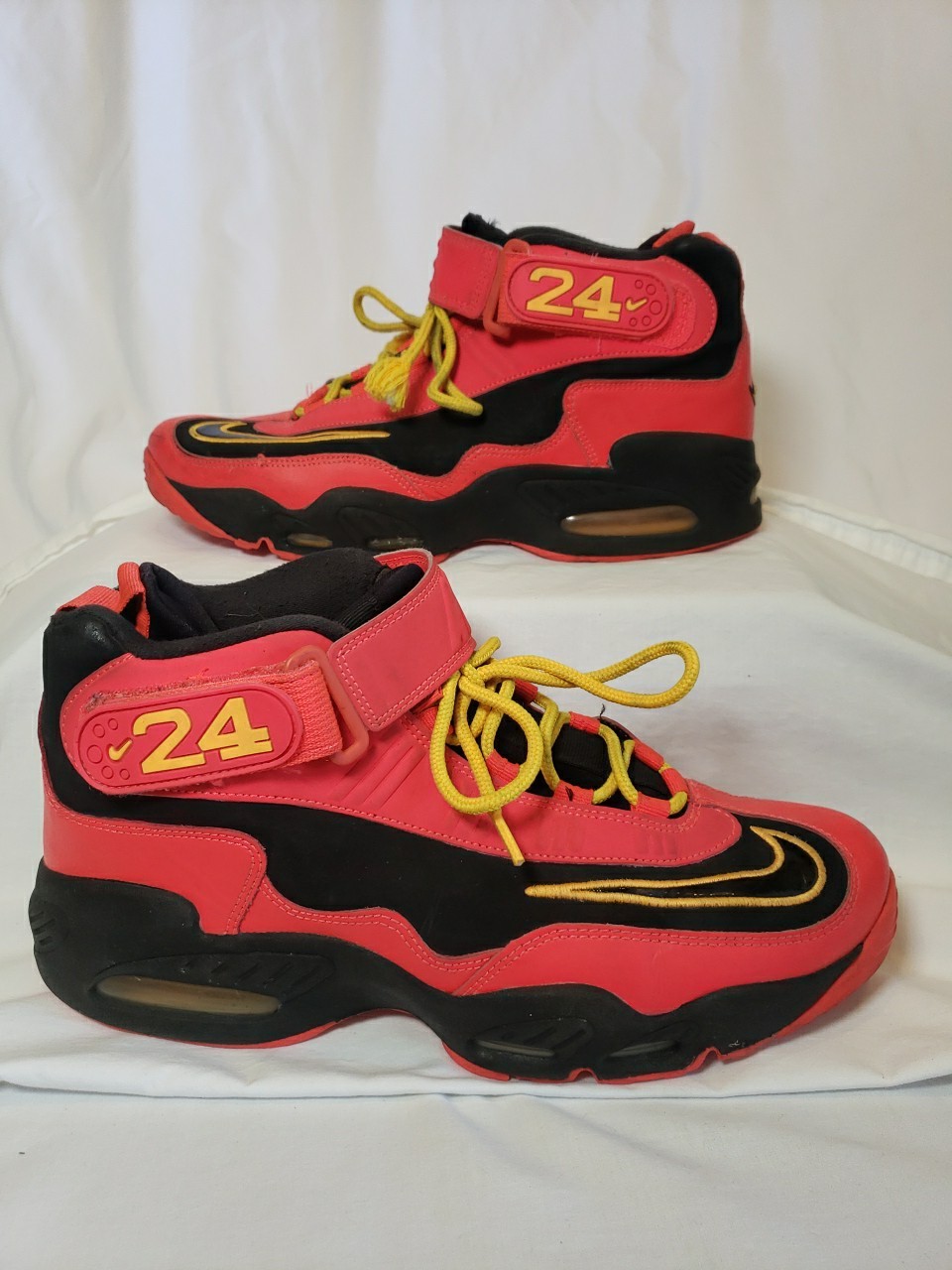 Nike Air Griffey Max 1 Size 10 Men’s Black Laser Crimson Mango 354912-010 READ