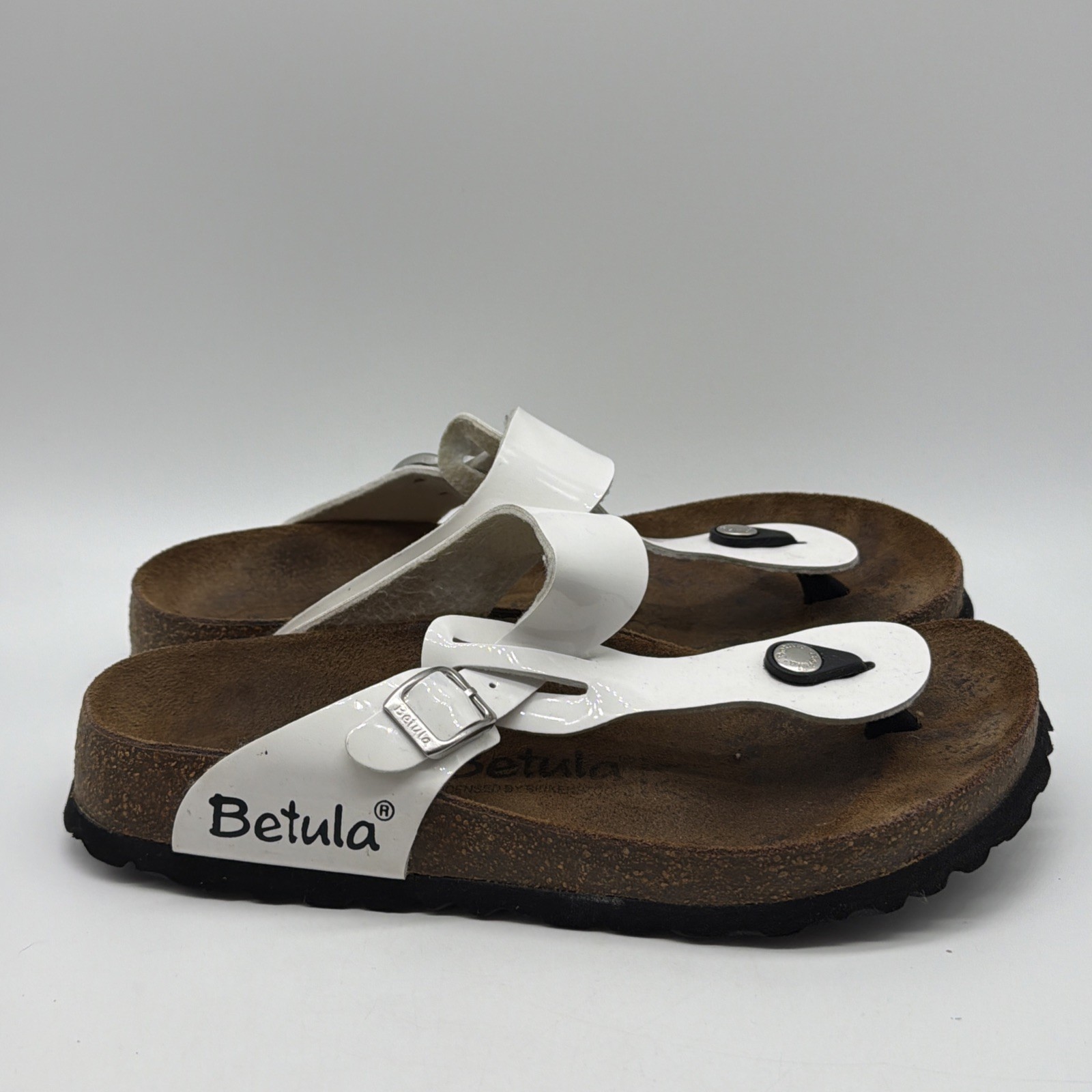 Betula Birkenstock Womens Gizeh White Patent Sandals Size 38 US 7 Reg