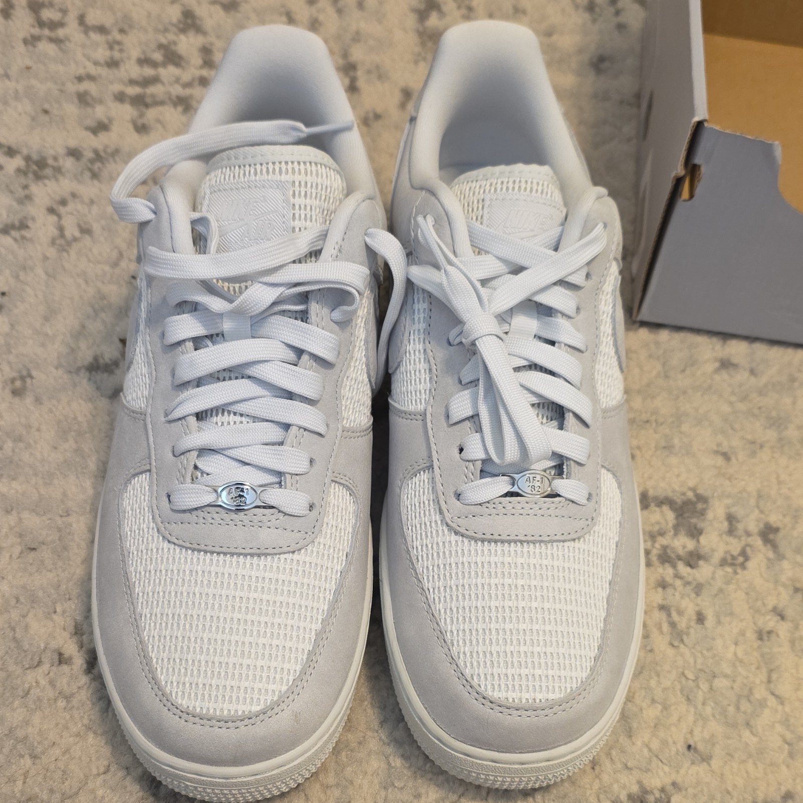 Nike Air Force 1 ’07 LV8 Off White/Summit White Men’s Low Top Sneaker 10.5 m