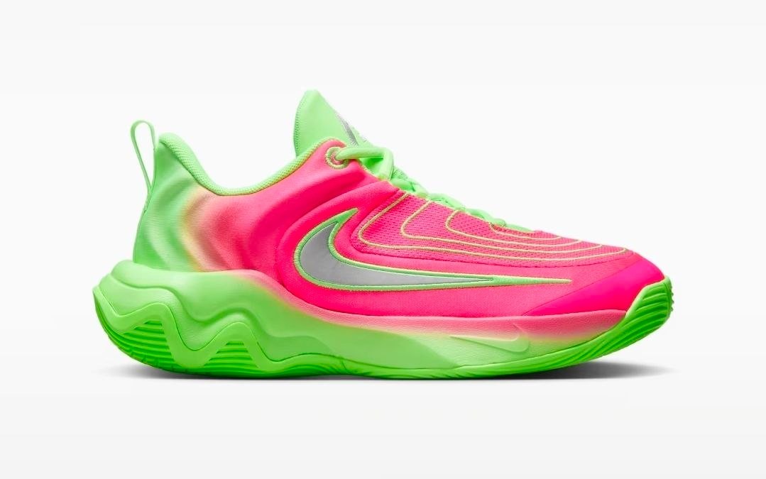 Nike Giannis Immortality 4 Basketball Shoe Kids 7Y Womens 8.5 Brand New
