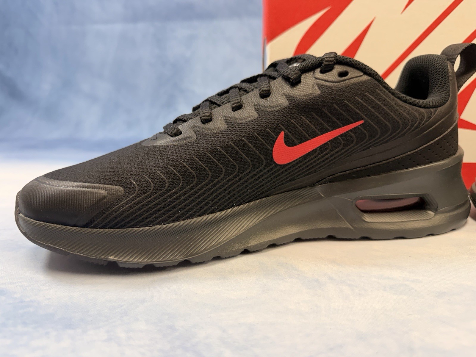 Nike Air Max Nuaxis Sneakers Shoes Black/Red/ FD4329-010 Size 8.5 Men 10 Women