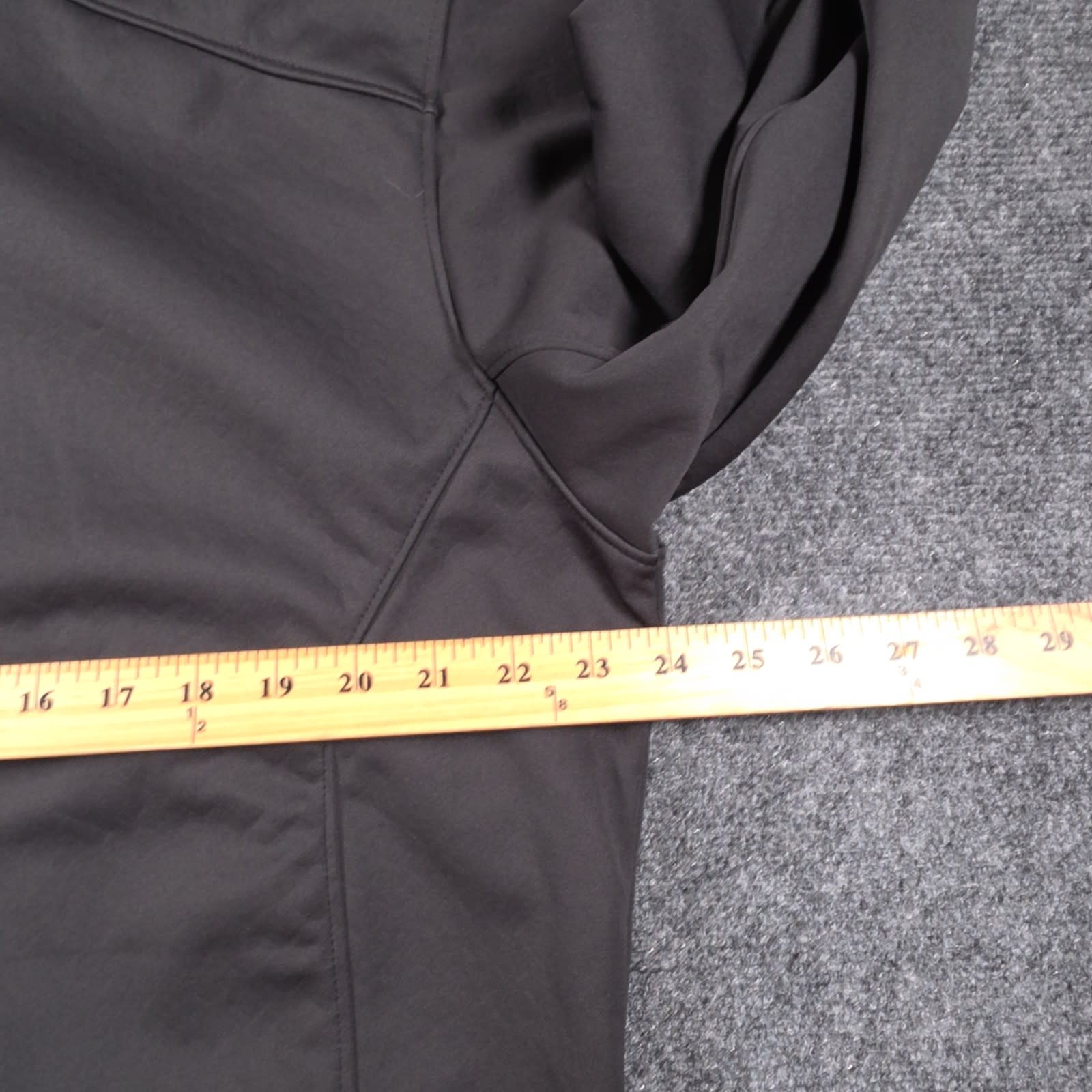 Peter Millar Jacket Mens L Black Embroidered Softshell Golf Performance