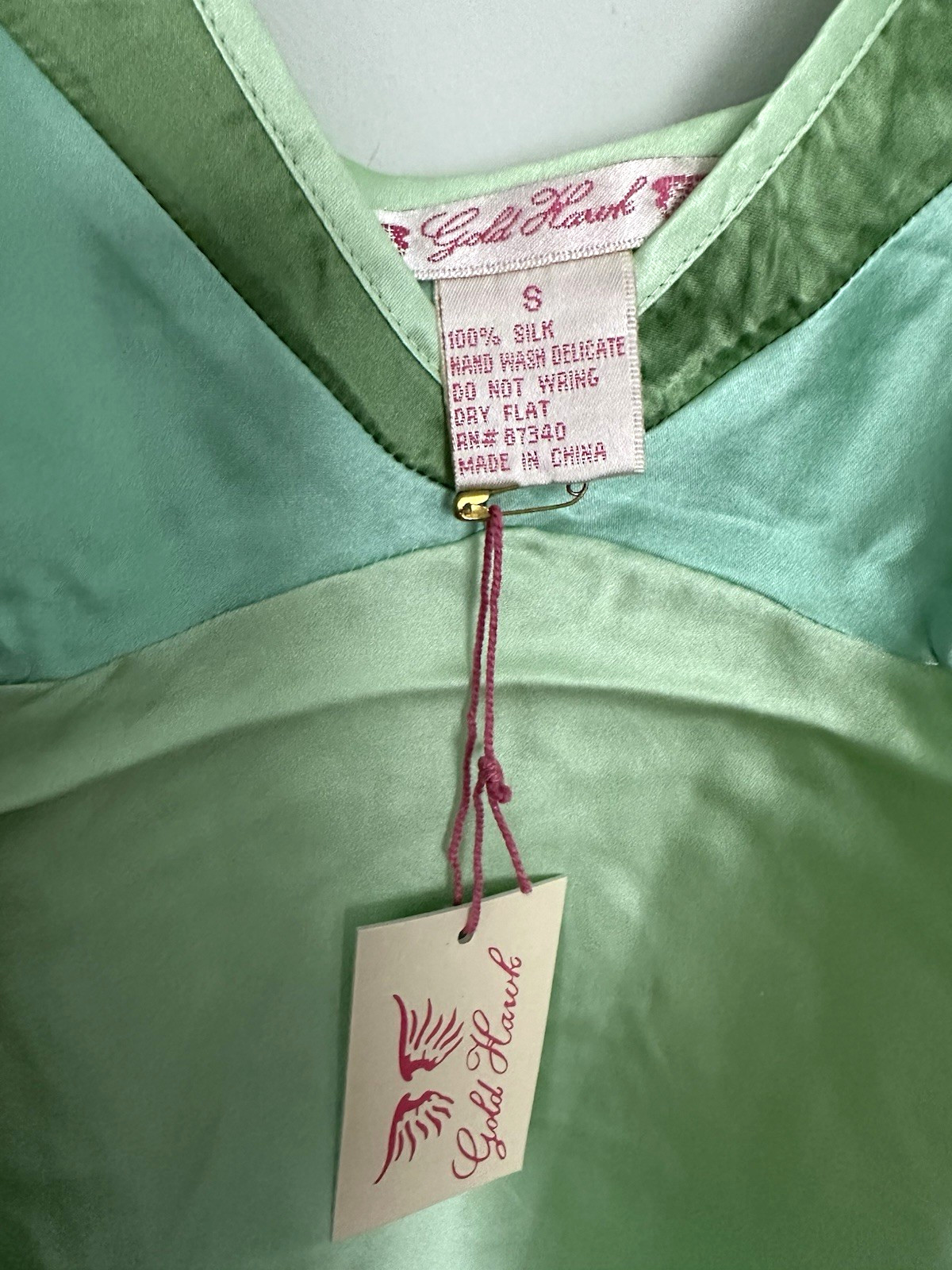 Gold Hawk 100% Silk Two Tone Cami Tank Sherbet Lime Green S NWT $135