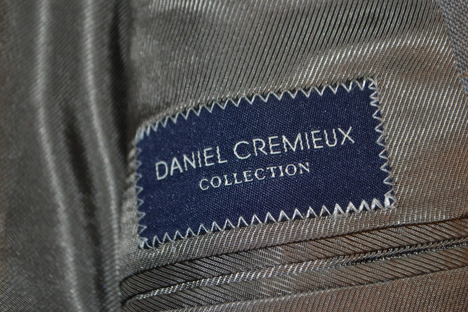 Daniel Cremieux Men Loro Piana Wool Check 2 Front Button Sports Coat Sz 42R