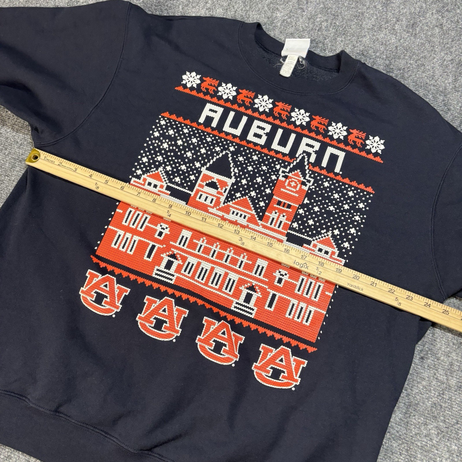 Auburn University Champion Eco Fleece Christmas Sweatshirt Men’s XL NCAA Tigers