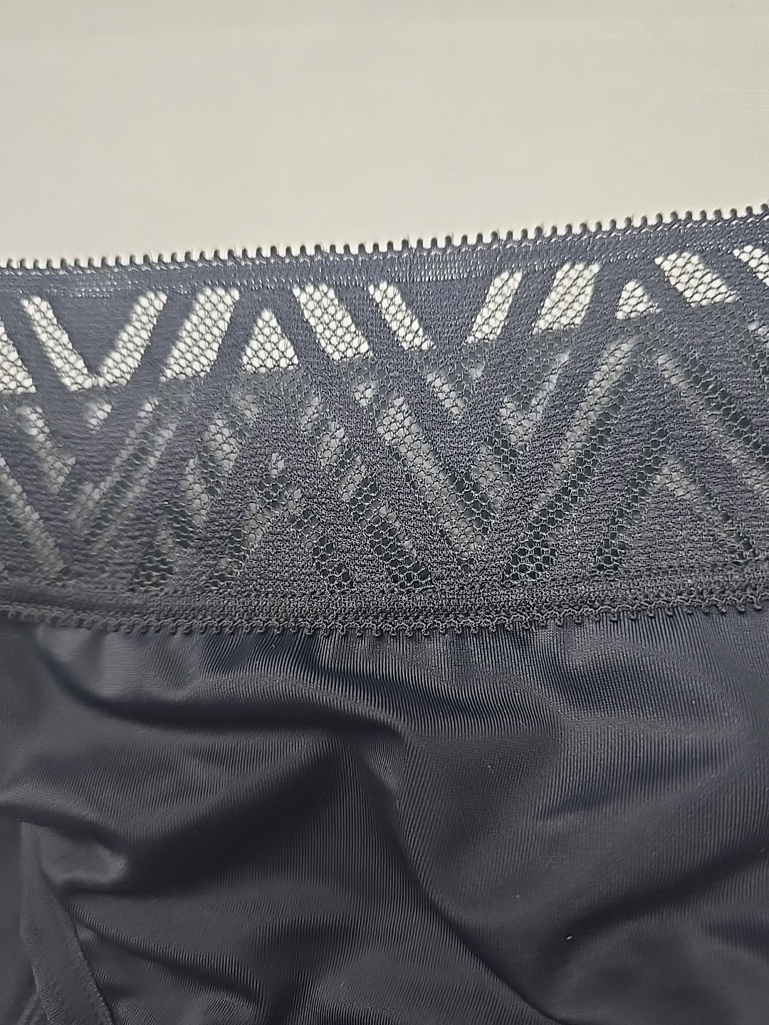 Thinx Period Proof Hiphugger Underwear in Black Size M Super Absorbency
