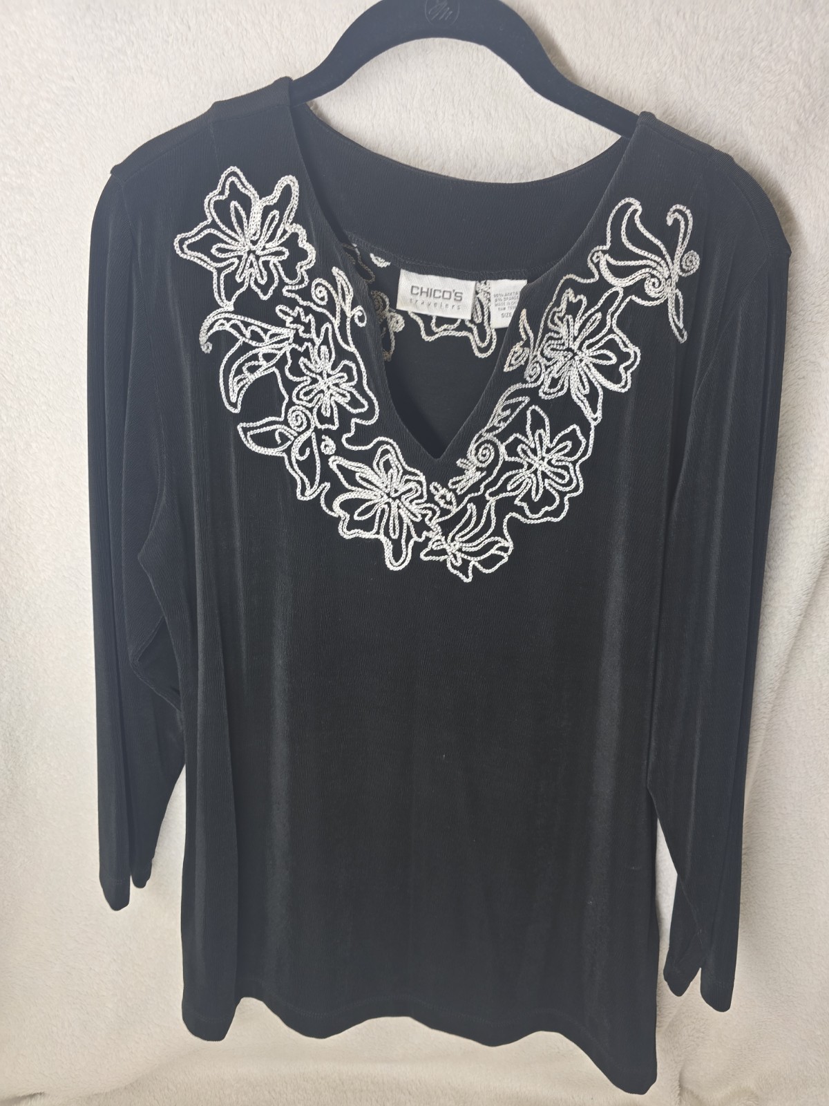 Chico’s Women’s Traveler’s Slinky Black Top Shirt Sz. 2 Large V-Neck 3/4 Sleeve