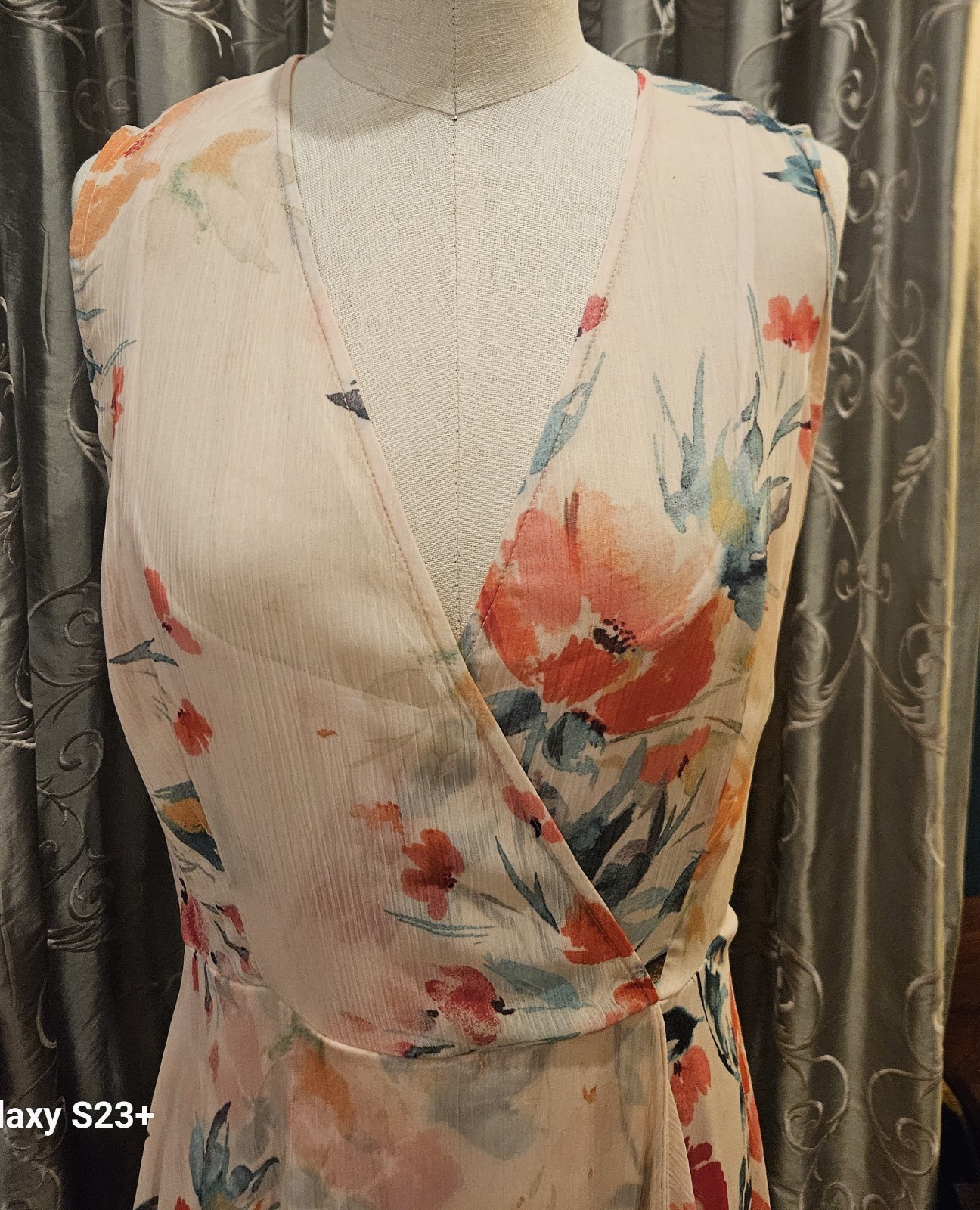 Ladies 12 Calvin Klein Couture Chiffon Floral Dress – vintage