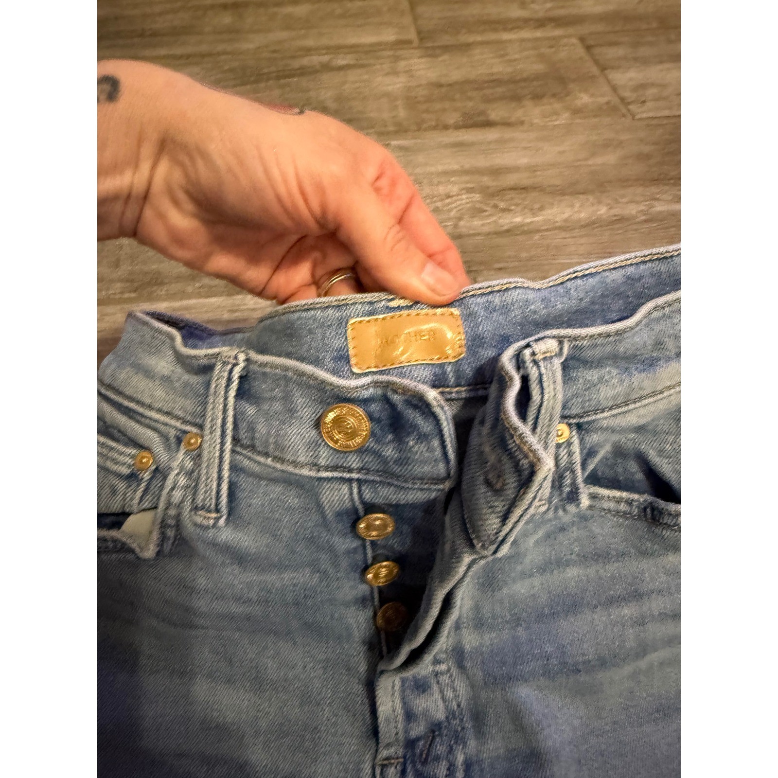 Mother The Tripper Flood Fray Jeans Look Ma No Hands Light Blue Wash 24