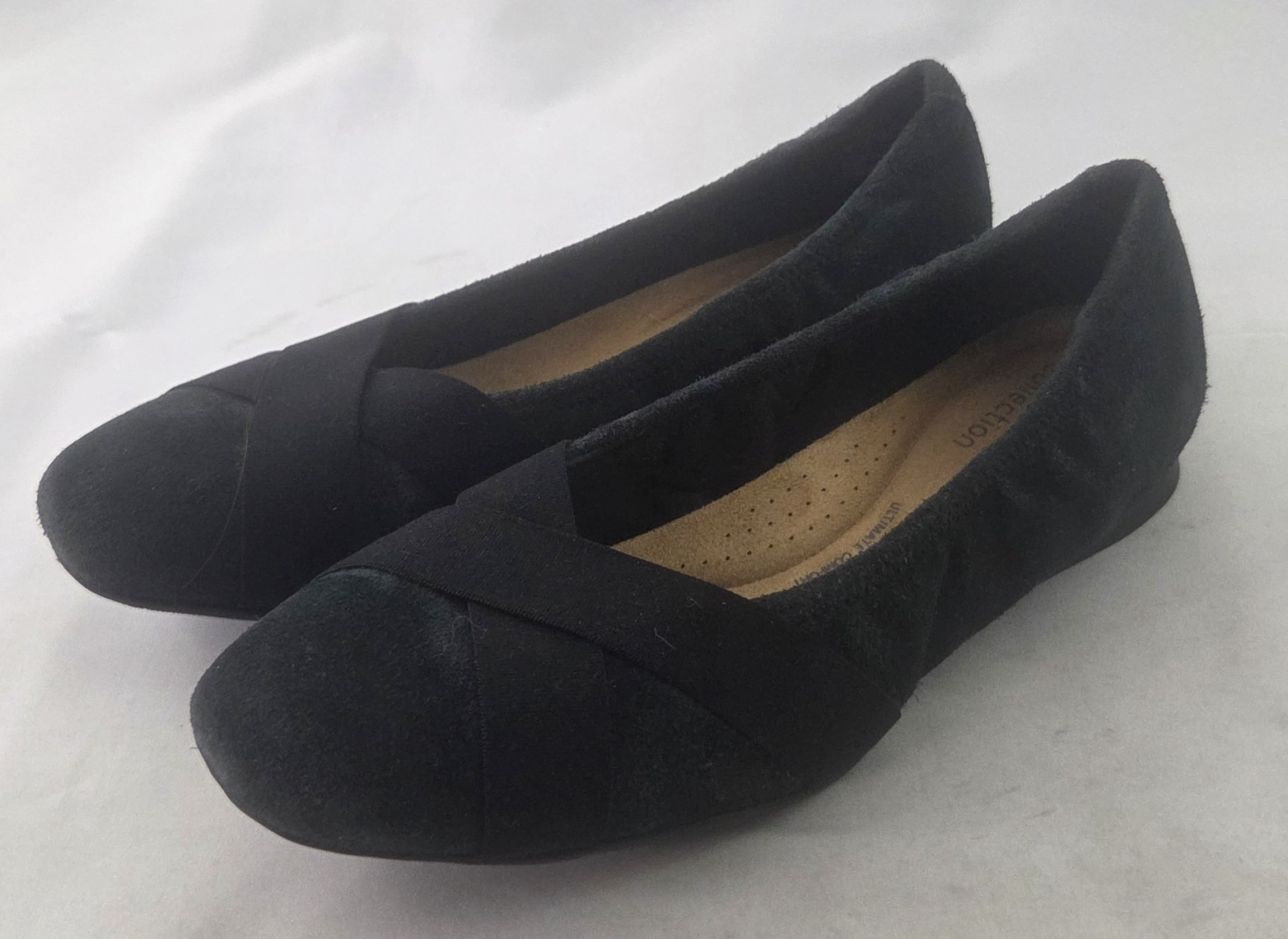 Clarks Ballet Flats Womens 8.5 W Black Suede Slip On Comfort Casual Shoes