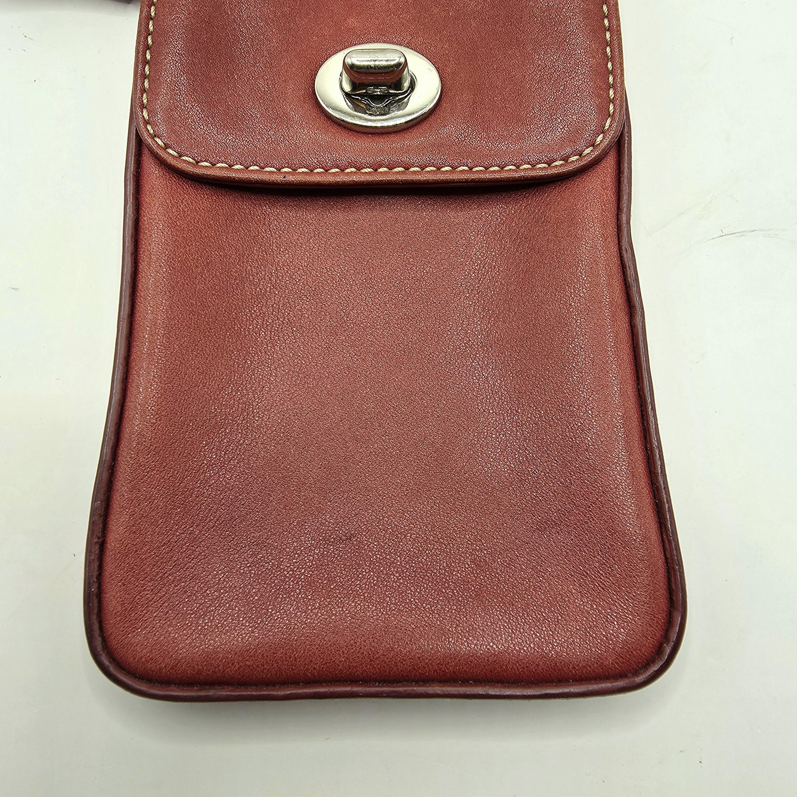 Vintage Coach Phone ID Holder Womens Mini Red Leather Turnlock Tassel Y2K Logo
