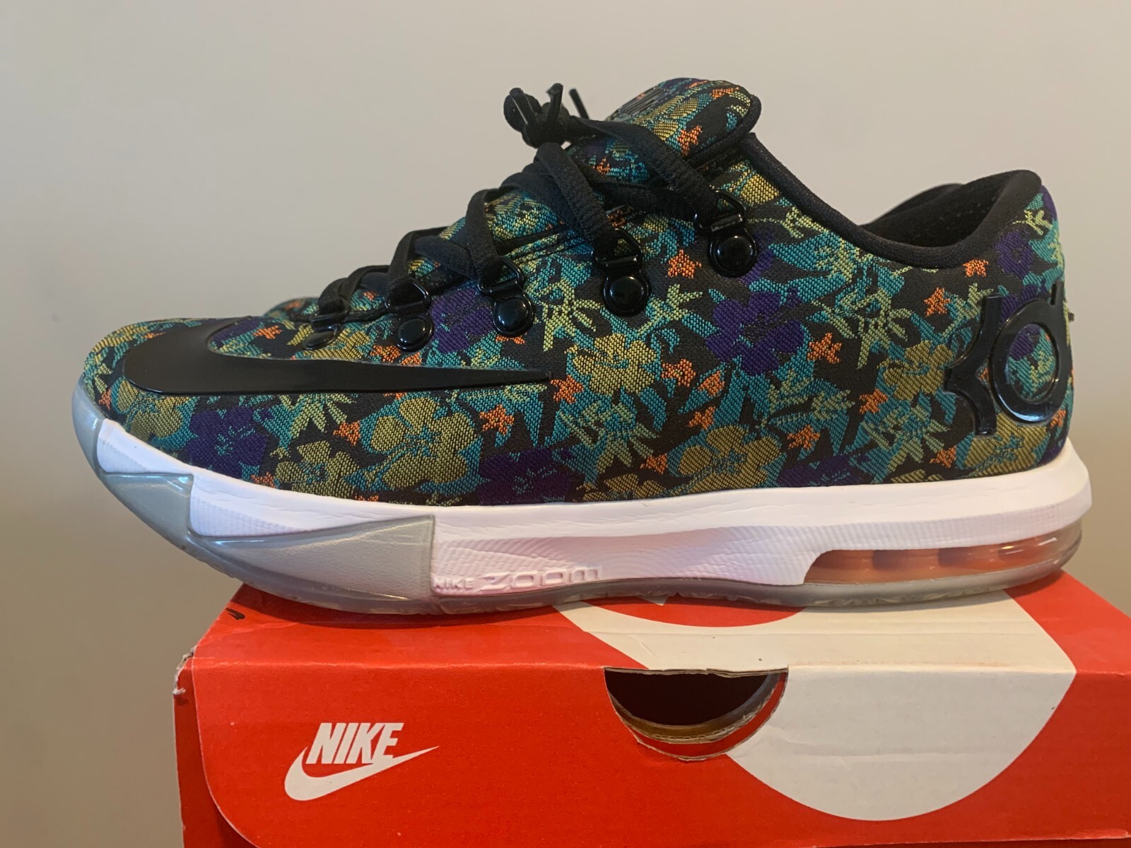 NIKE KD VI 6 KEVIN DURANT Floral aunt pearl mvp supreme Jordan size 9.5