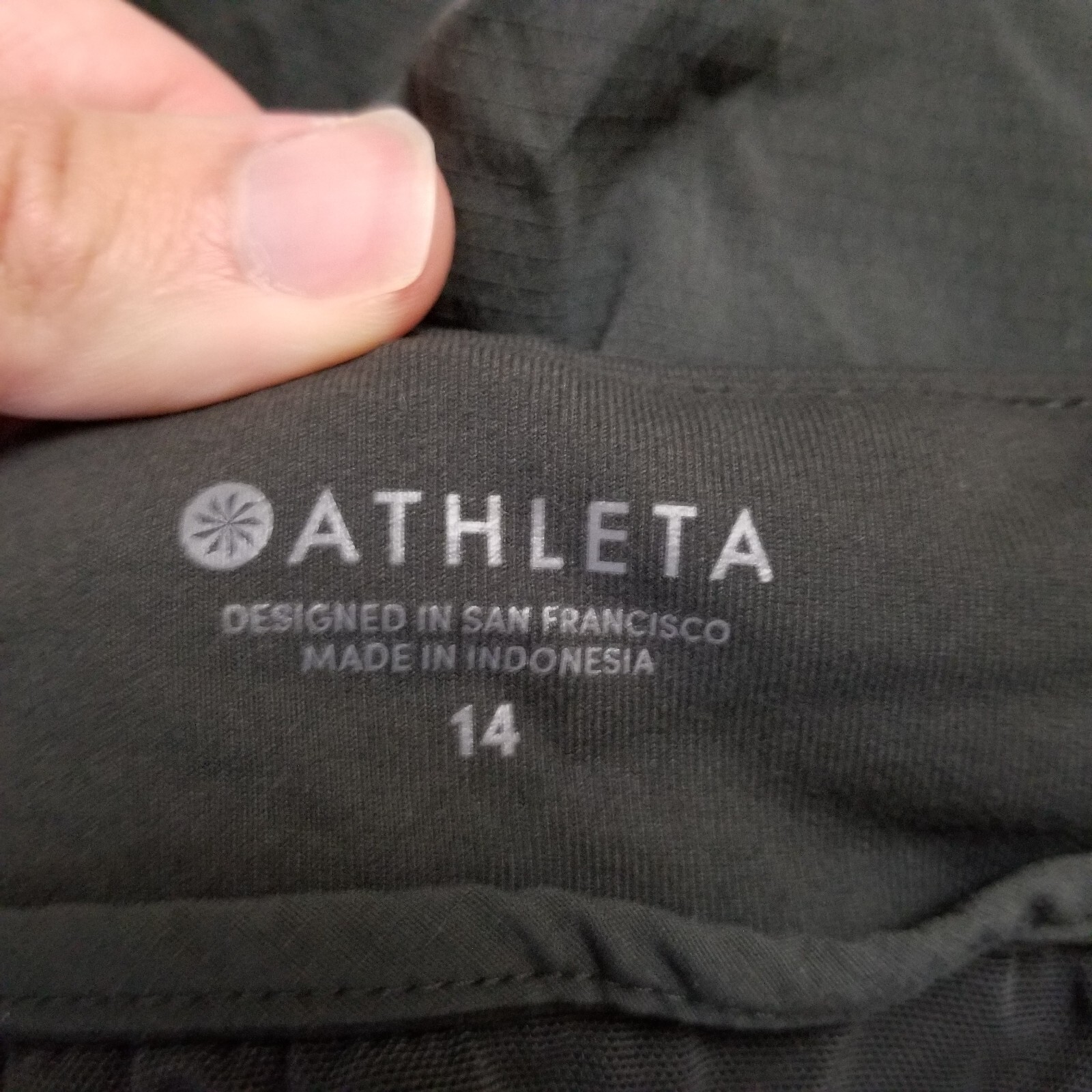 Athleta Trekkie North Shorts Gray Abrasion Resistant Quick Dry Wicking Size 14