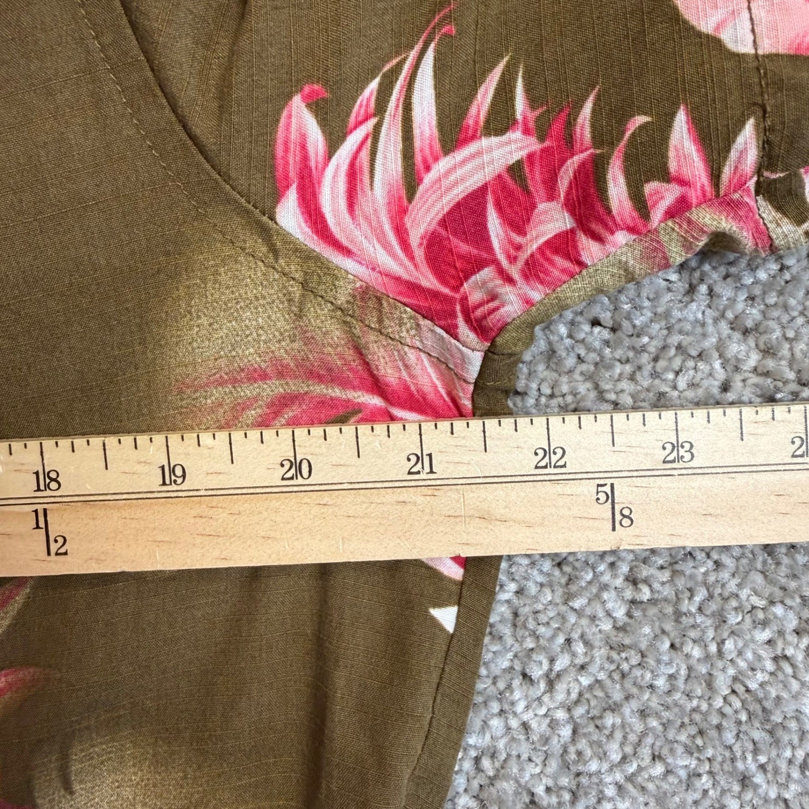 Tommy Bahama Mens Small Pineapple Silk Cotton Island Modern Fit Shirt