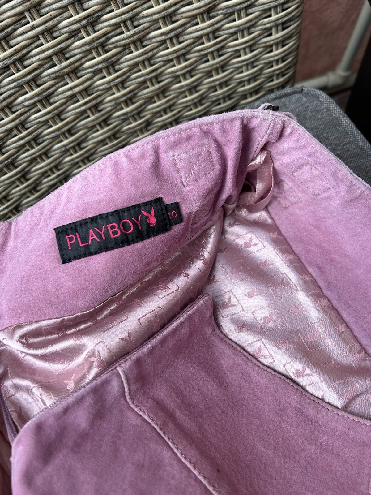 Vintage Playboy Pink Suede Bunny Head Logo Mini Wrap Skirt Buckled Detail Sz 10