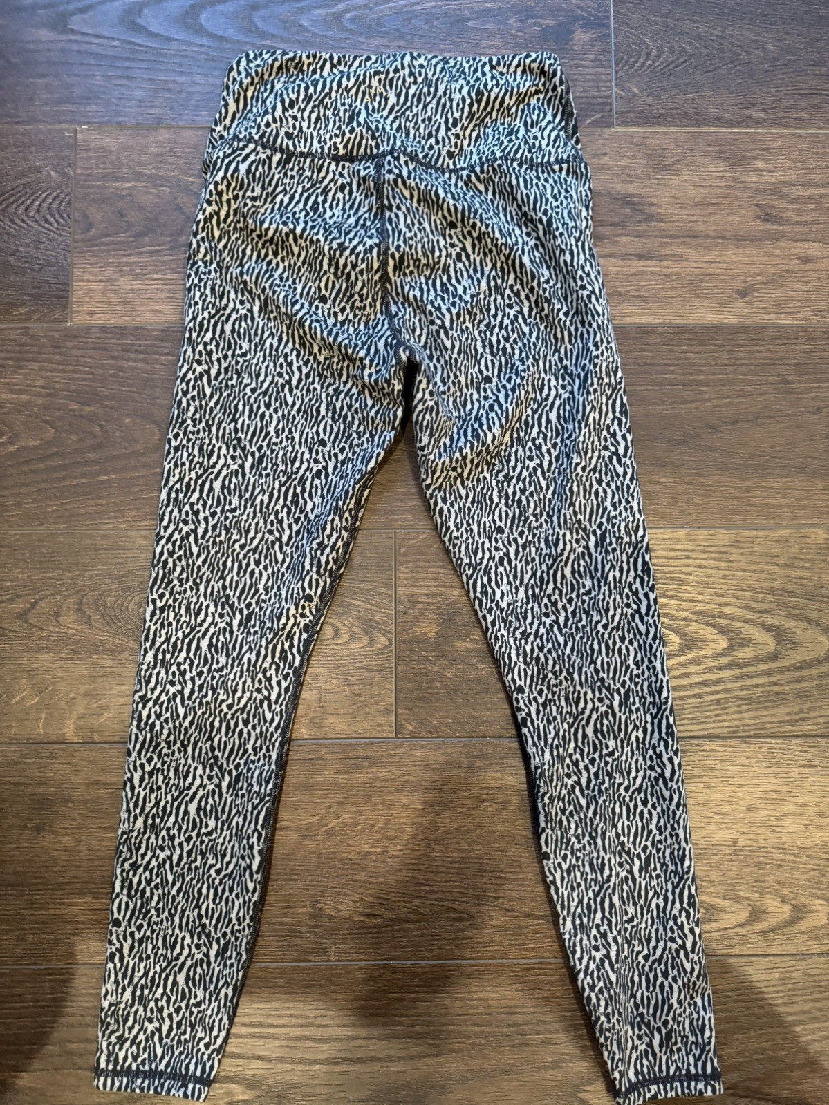 Evereve VARLEY Century Leggings Zebra Animal Print Black Gray High Rise S