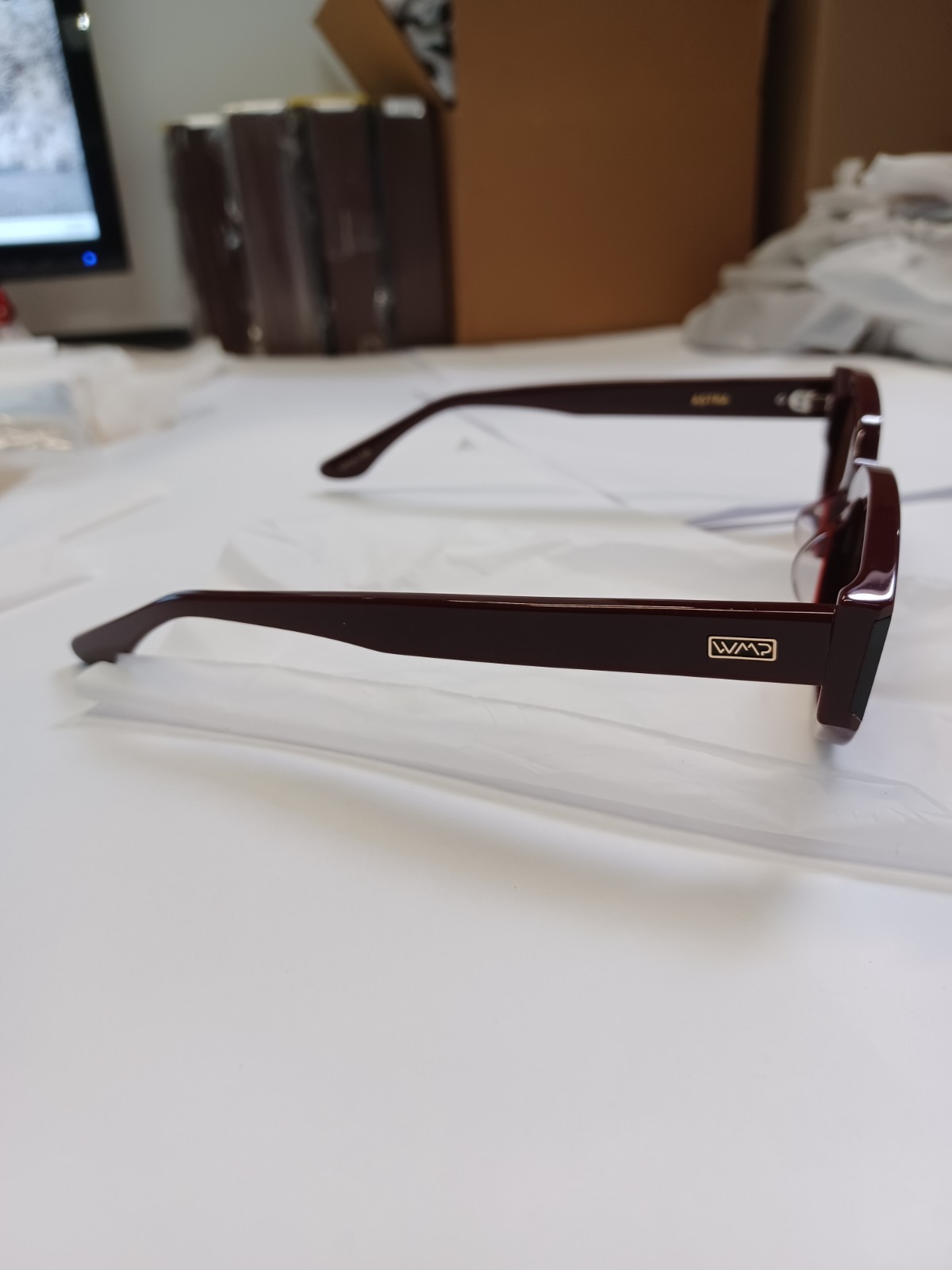 WMP Astra Black Cherry Red / Dark Brown Lens