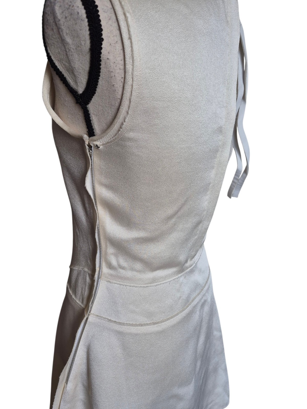 Vintage Calvin Klein Collection Dress Runway Ivory Size 0 / 36 Made In Italy
