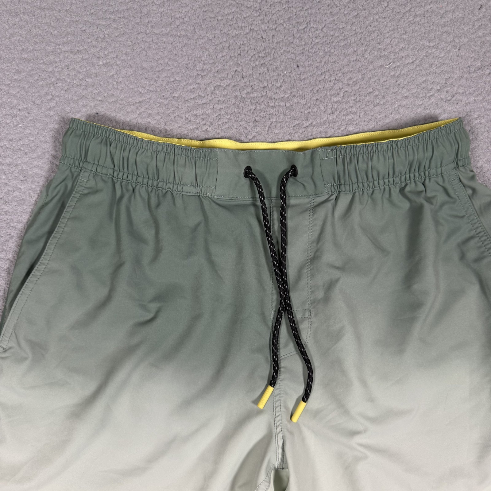 Legends Shorts Mens Medium Gray Ombre Luka Elastic Waist Drawstring Running Gym