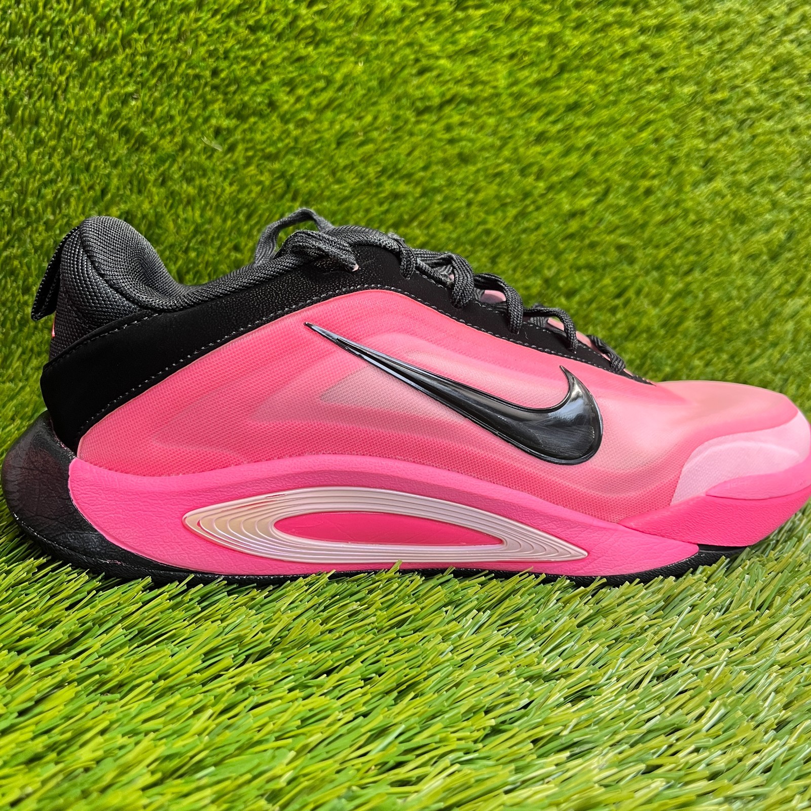 Nike A’ja Wilson A’One Leo Lights Girls Size 5.5Y Pink Basketball Shoes Sneakers
