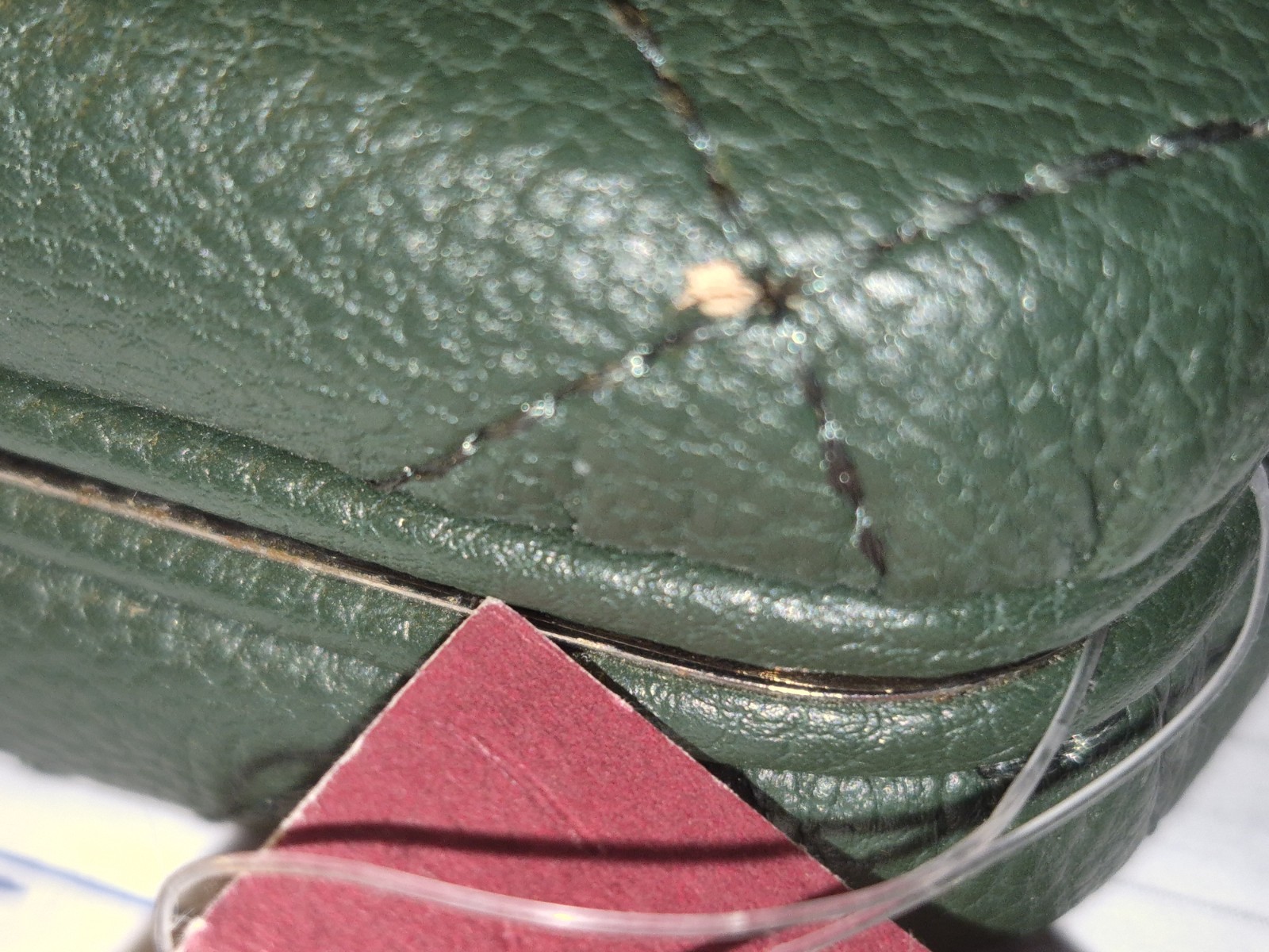 NWT Merona Green Quilted Womens Clutch Wallet 7.75″ X 4.5″ 2 Tiny Flaws