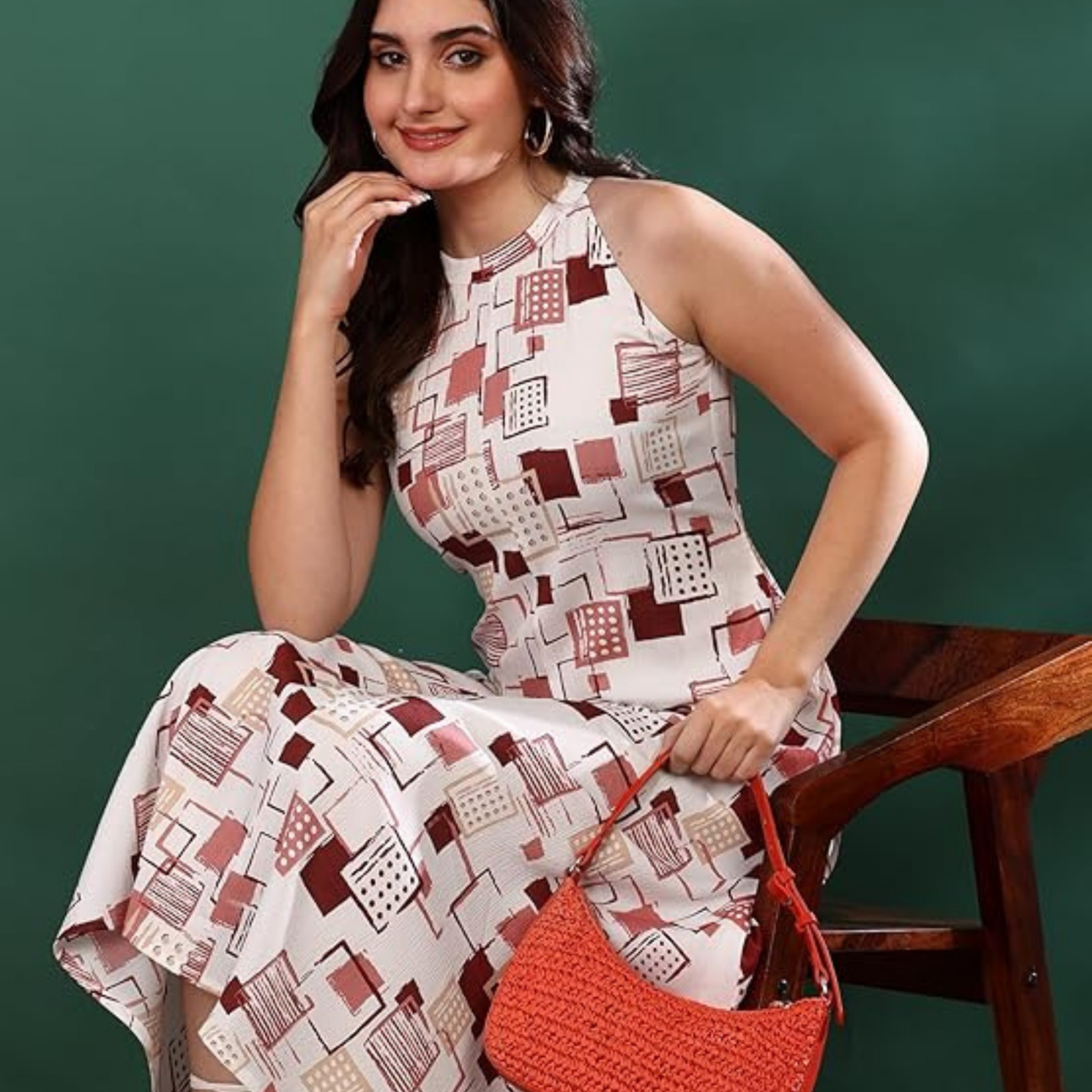 women gown sleevless