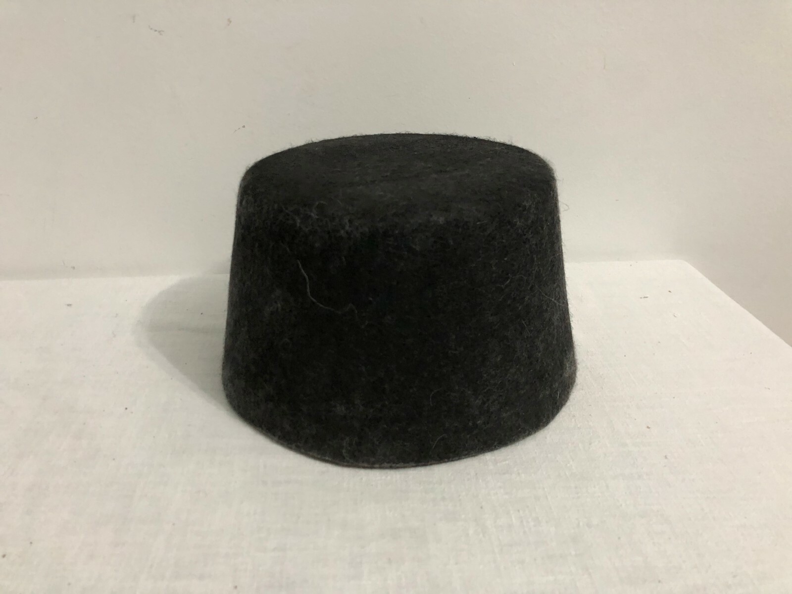 ALBANIA BLACK PLIS WOOL HAT FOLK QELESHE HANDMADE 100% WOOL PILEUS INDIPENDENCE