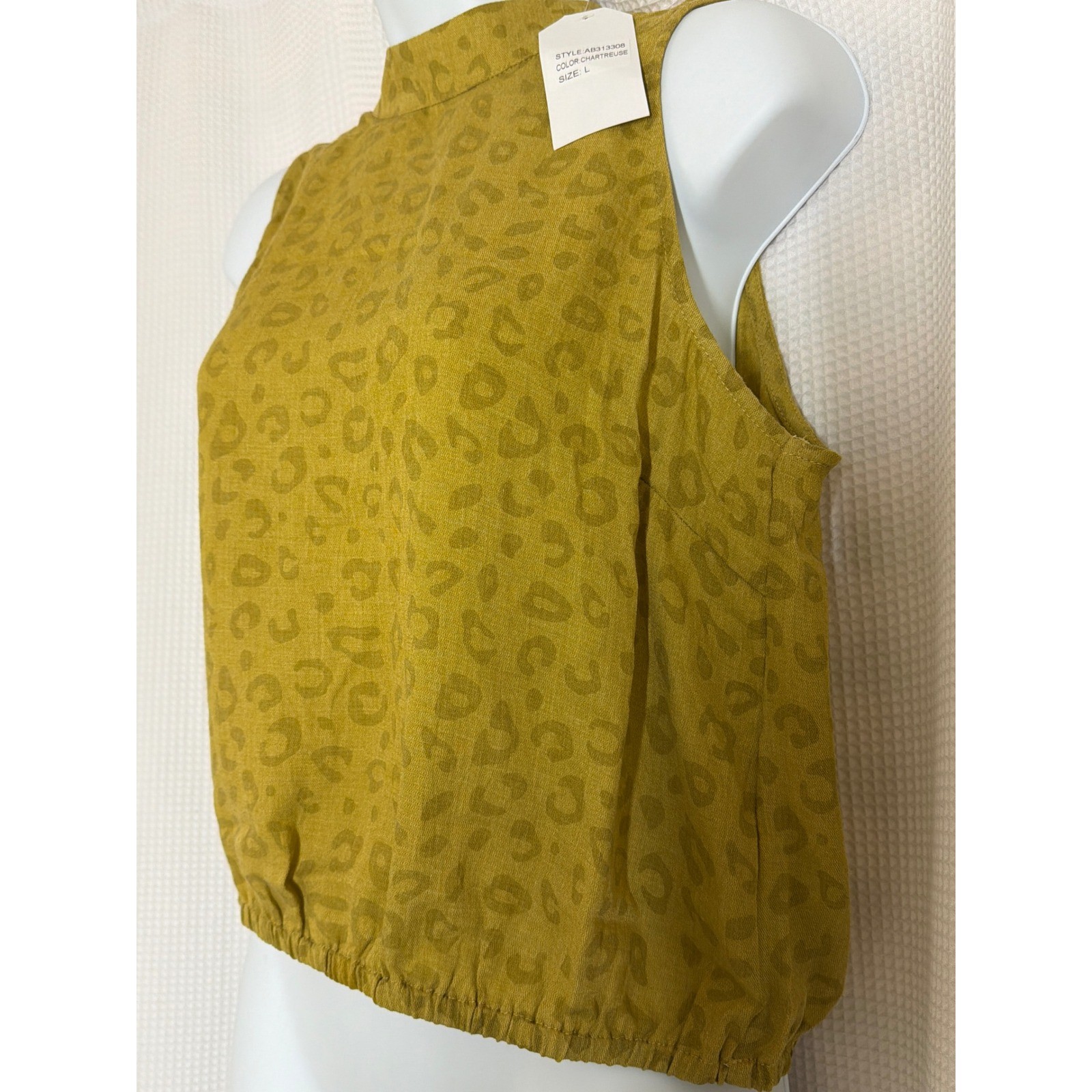 Sadie & Sage Chartreuse Leopard Mock Neck Tie Back Top AB313308 Large NWT