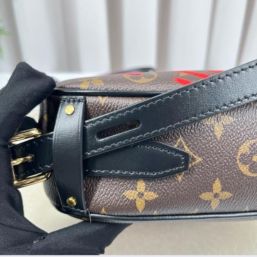 Louis Vuitton Pre-Owned Authentic Luxury Handbag Brown M45890 Coated Canvas