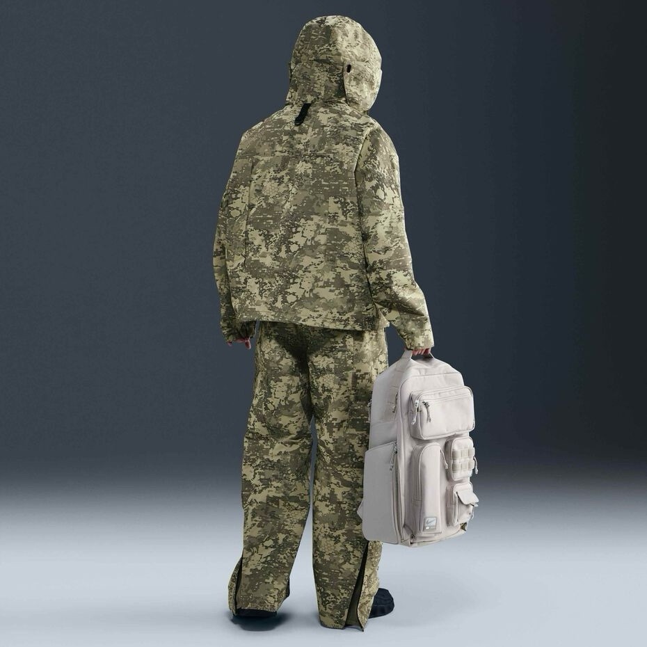 Nike Tech Woven CORDURA Jacket Camo Olive Black Men’s Size Medium IF8494-276