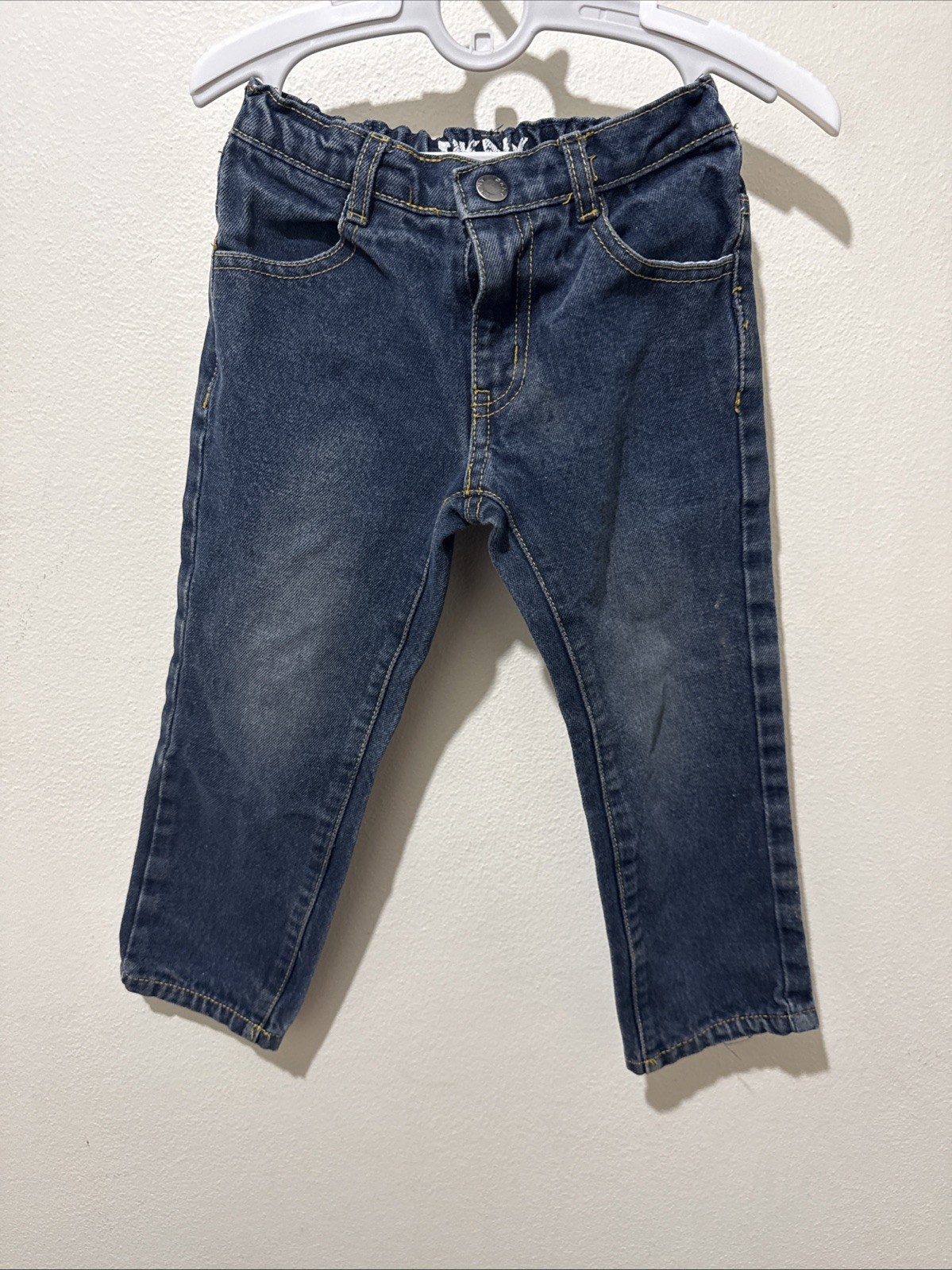 14 pants brands listed below , 2 sets and shorts boys size 3T