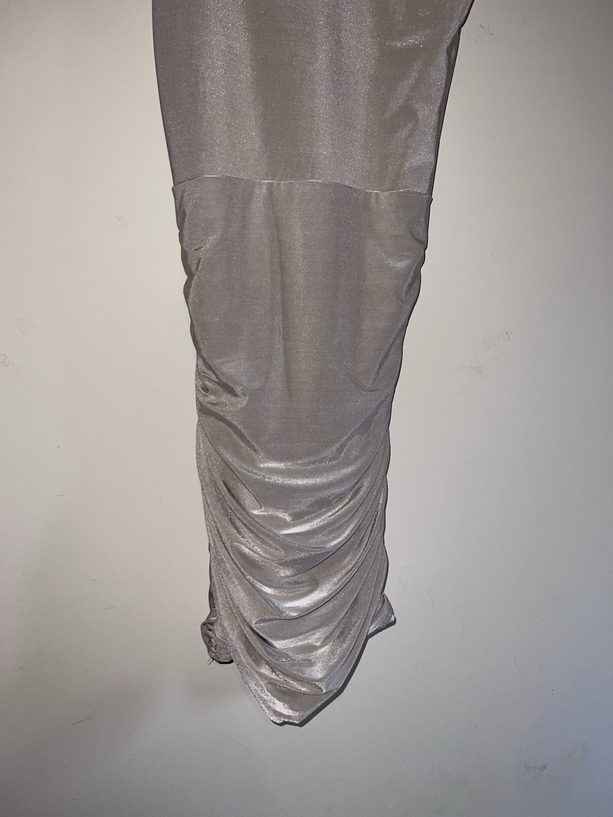 Quiz Beige/Champagne Ruched Plunge Neckline Draped Waist Dress Stretch Size 10