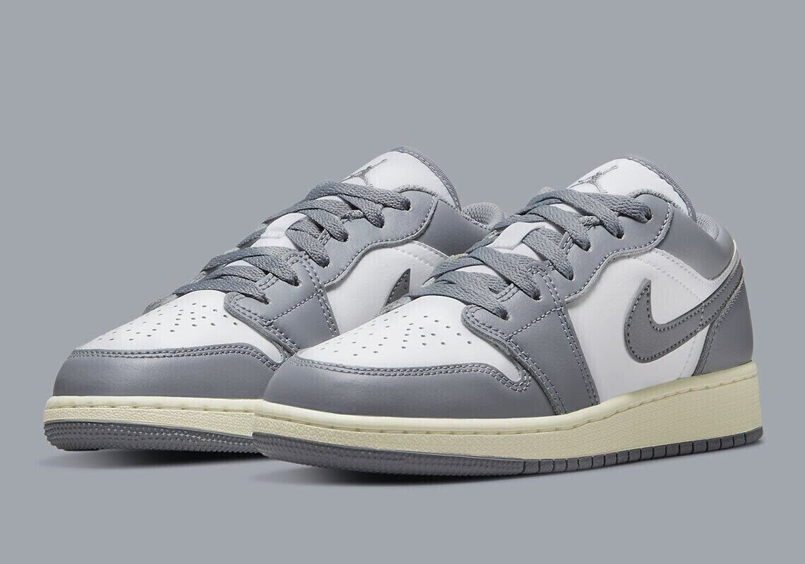 NIKE Air Jordan 1 Low (GS) SIZE 5.5Y WOMEN’S 7 Stealth/White 553560-053 FASTSHIP