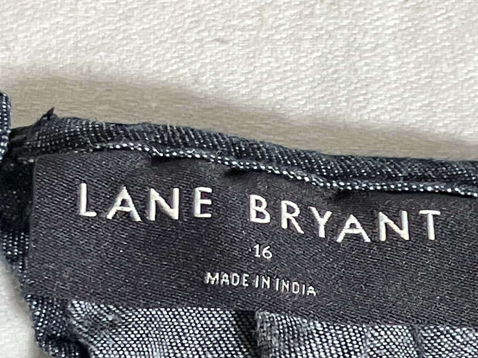 Lane Bryant Womens Size 16 Tunic Blouse Top Smocked Flutter Sleeve Boho Peasant
