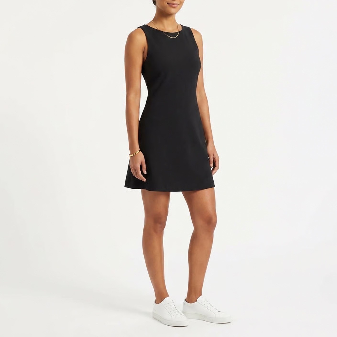 Qinsen Womens Black Active Exercise Dress Low Open Back Built-in Shorts Size M