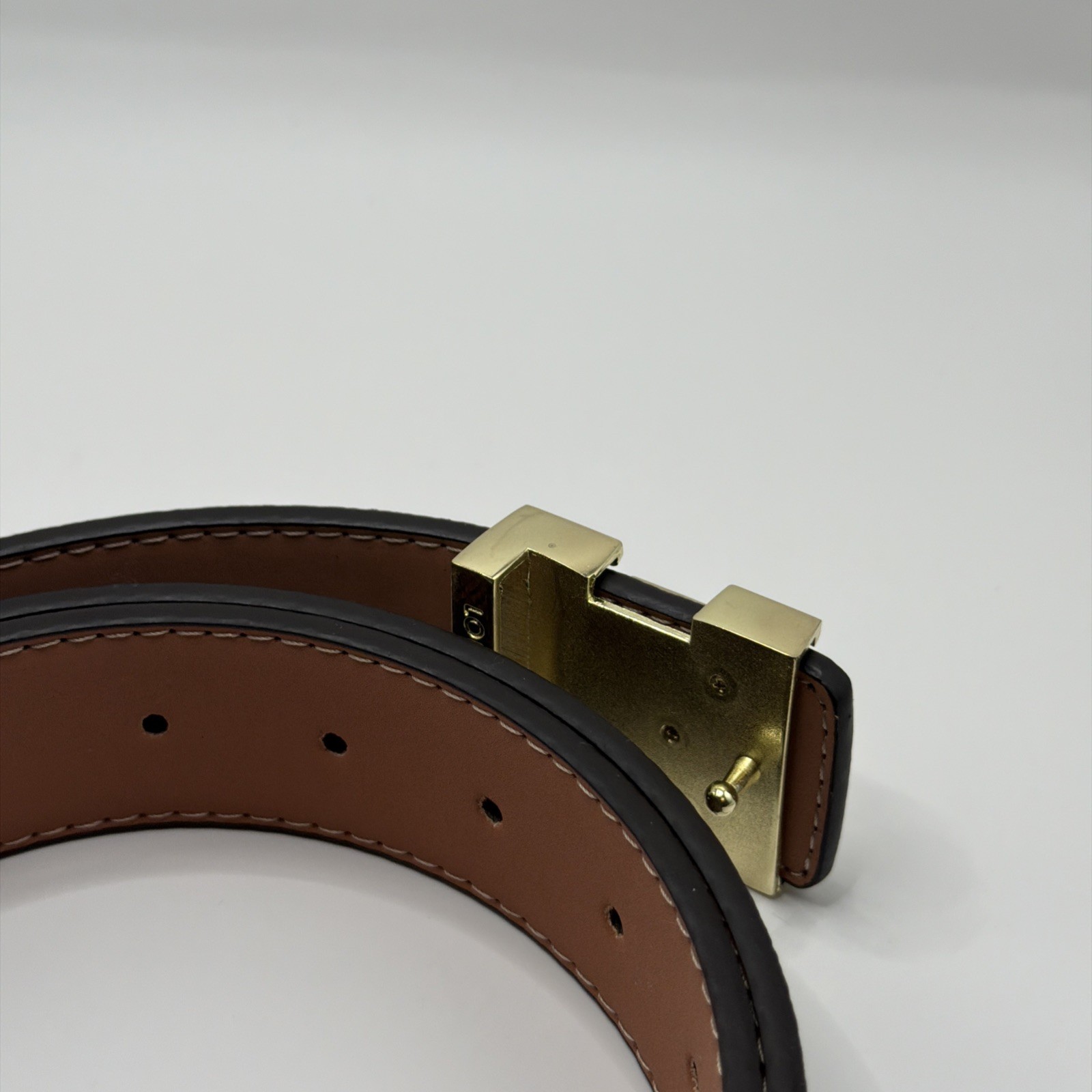 Louis Vuitton Brown Men’s Check Pattern Belt – Size Fits 32-36″ Waist