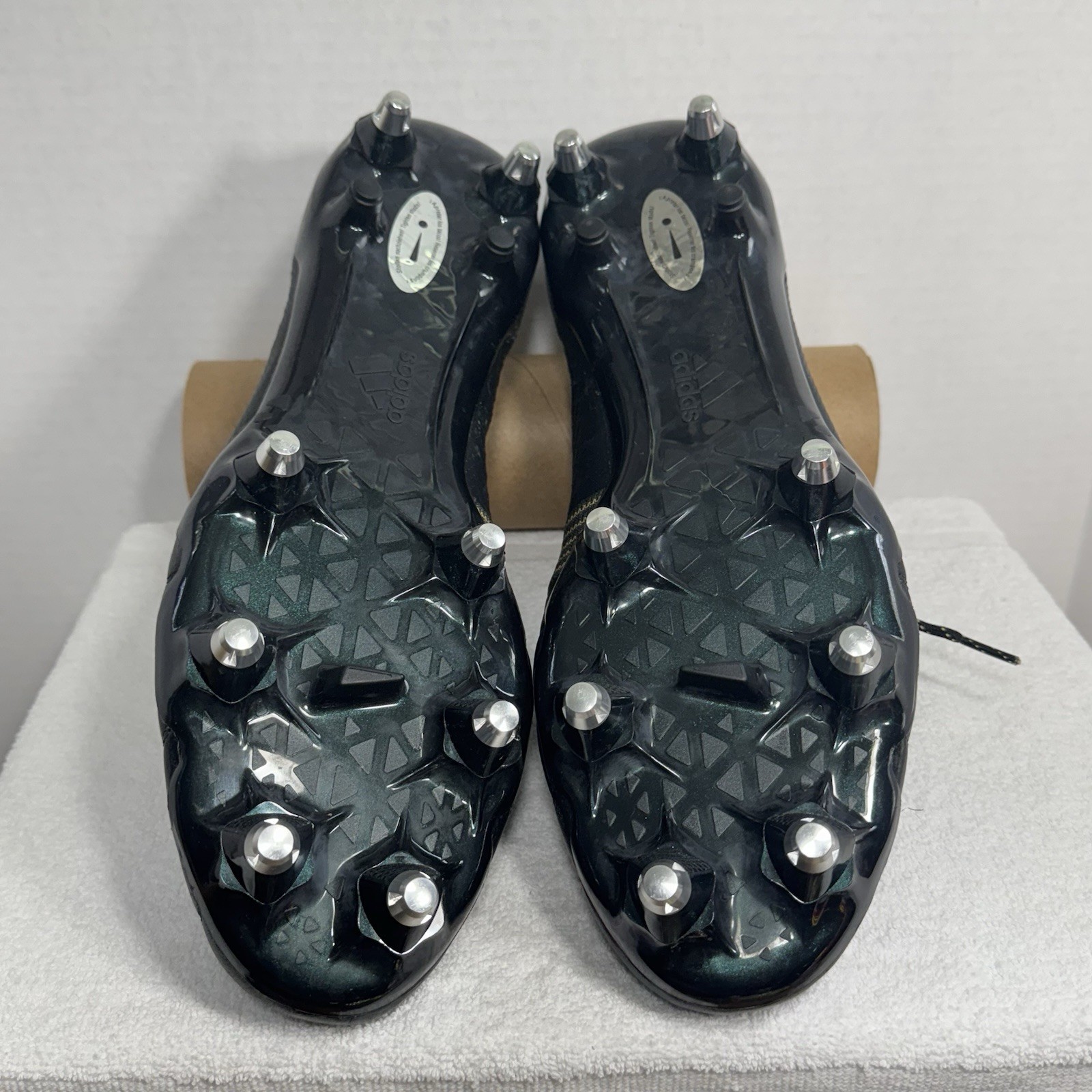 NEW Adidas Kakari X Kevlar *Size 16* Rugby Cleats BY2538 Soccer – No Box/Tool