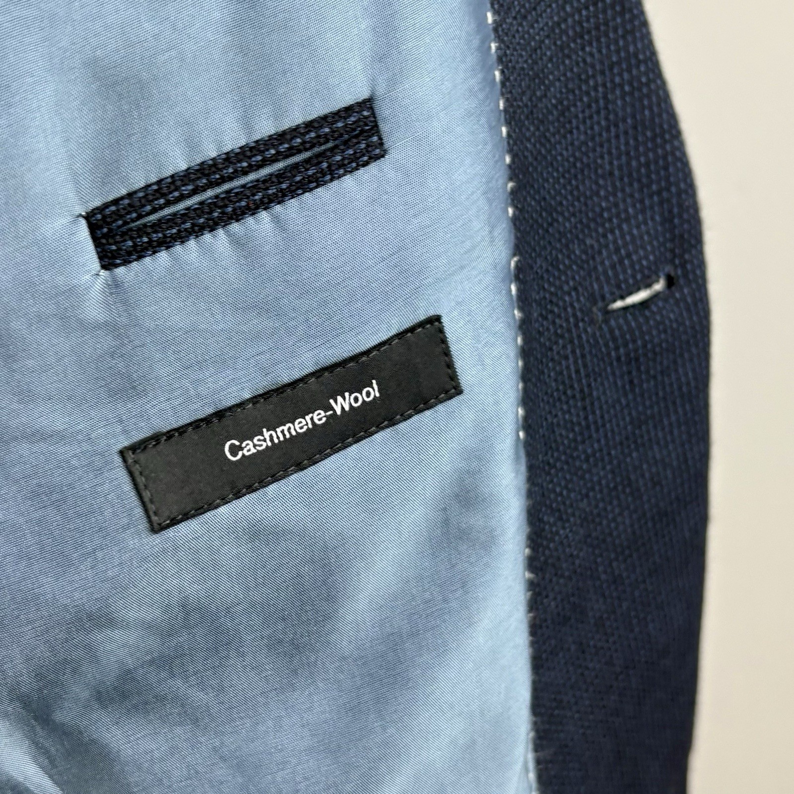 Hugo Boss Pasolini 48L blue black nailhead wool cashmere sport coat