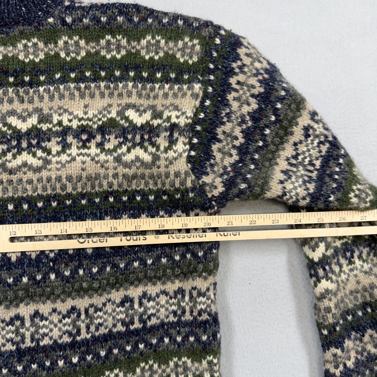 Vintage American Eagle Outfitters Sweater Womens Medium Fair Isle Wool Knit