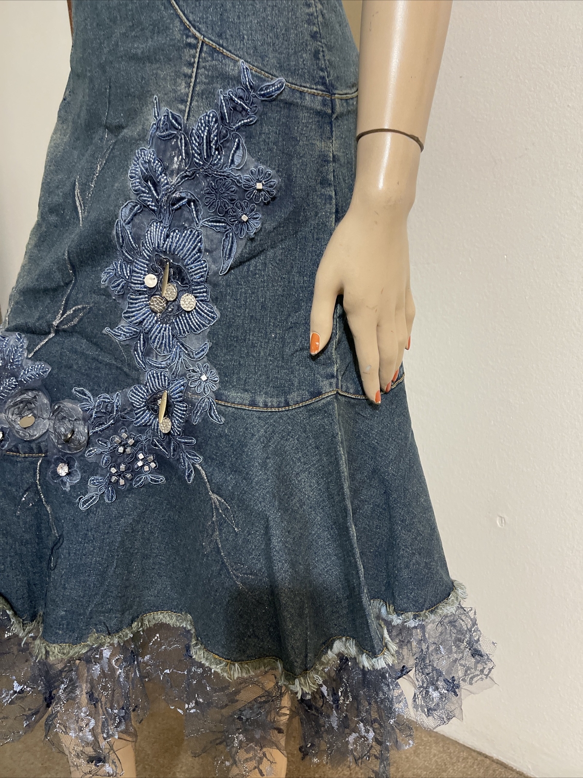 Blue Cotton Denim Beaded Embroidered Ruffles Boho Zip Size XL(10-12) Skirt 3361