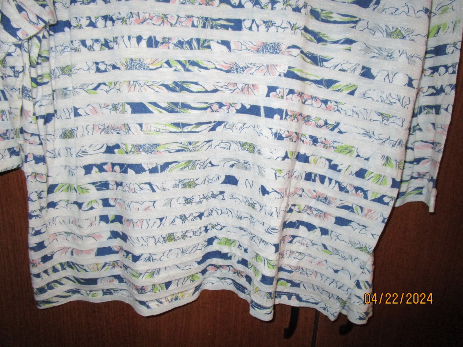 Coral Bay Tunic Top Sz 2X Polyester Rayon Bust 53 Length 25.5 in