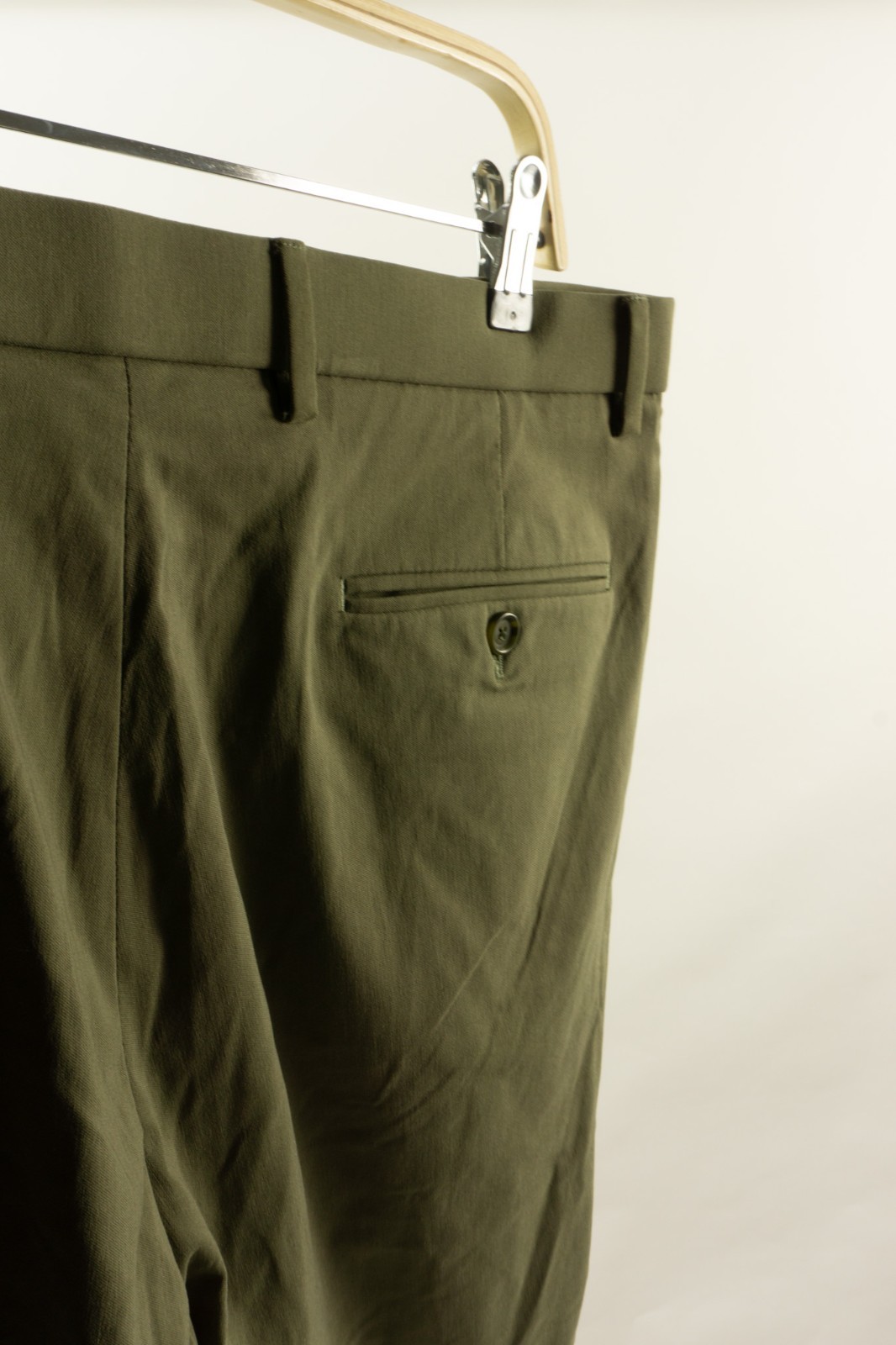 $95 Tommy Hilfiger THFlex Performance Modern Fit Dress Pants Men’s 38 x 34 Green
