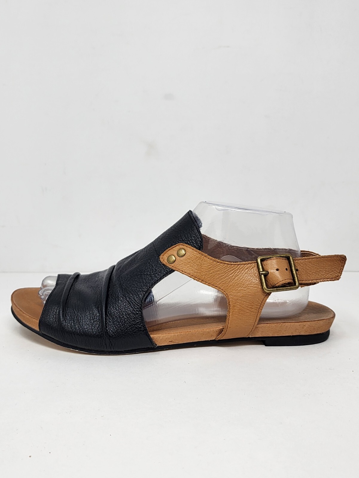 Django & Juliette Sandals Womens EU 40 US 9 9.5 Black Tan Leather Shoes