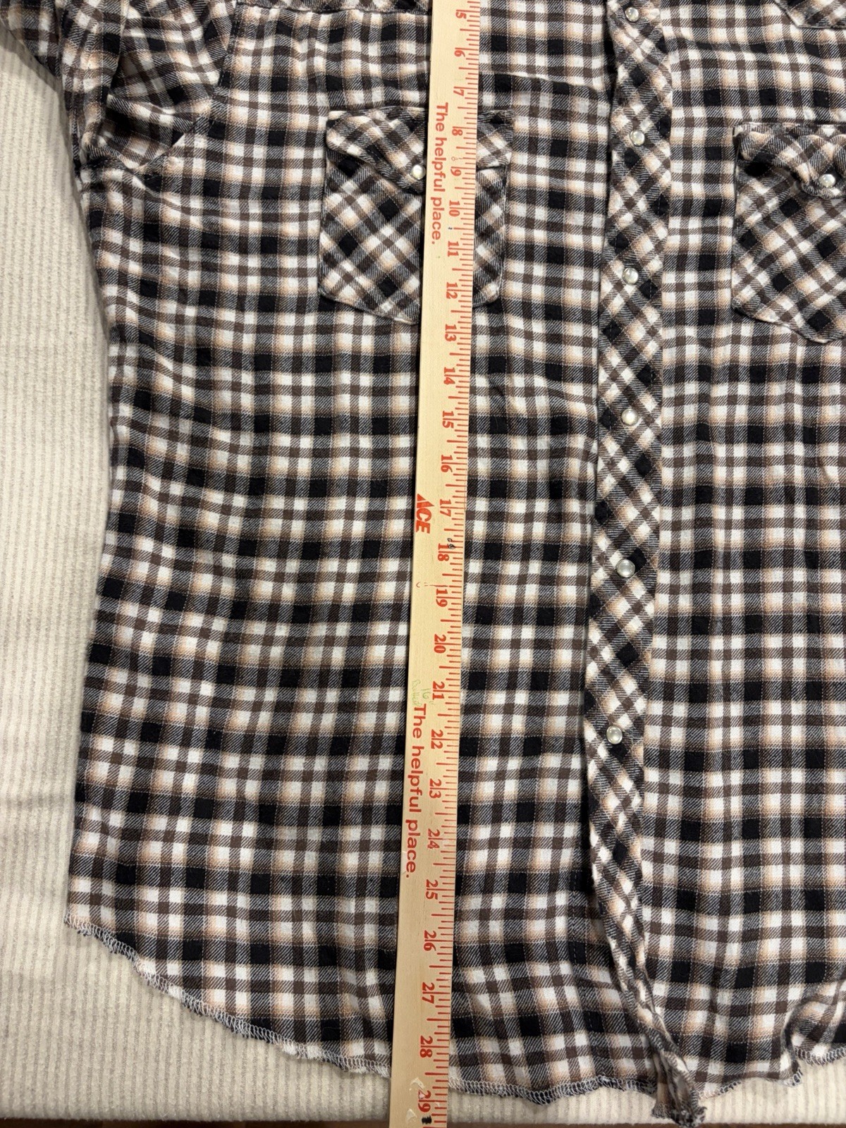 VTG Men’s XL Wrangler Flannel Plaid Shirt